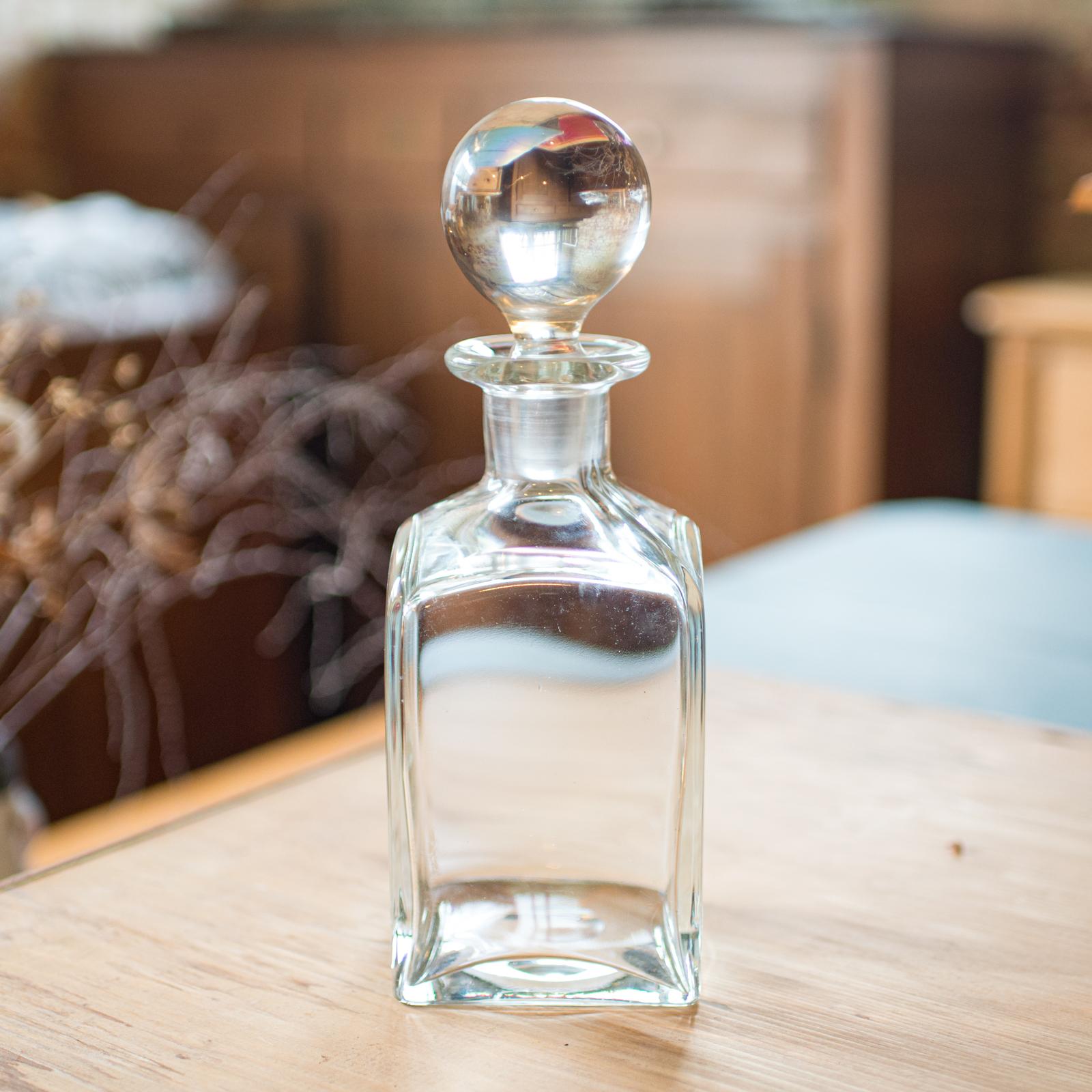 Vintage Whisky Decanter, English, Glass, Bourbon, Spirit Decanter, Mid Century In Good Condition For Sale In Hele, Devon, GB