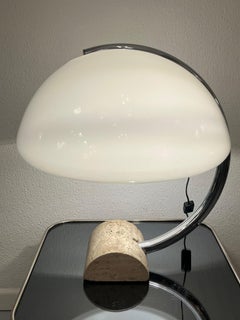 Lampe de bureau vintage en acrylique blanc et travertin d'Elio Martinelli, Italie, vers 1965