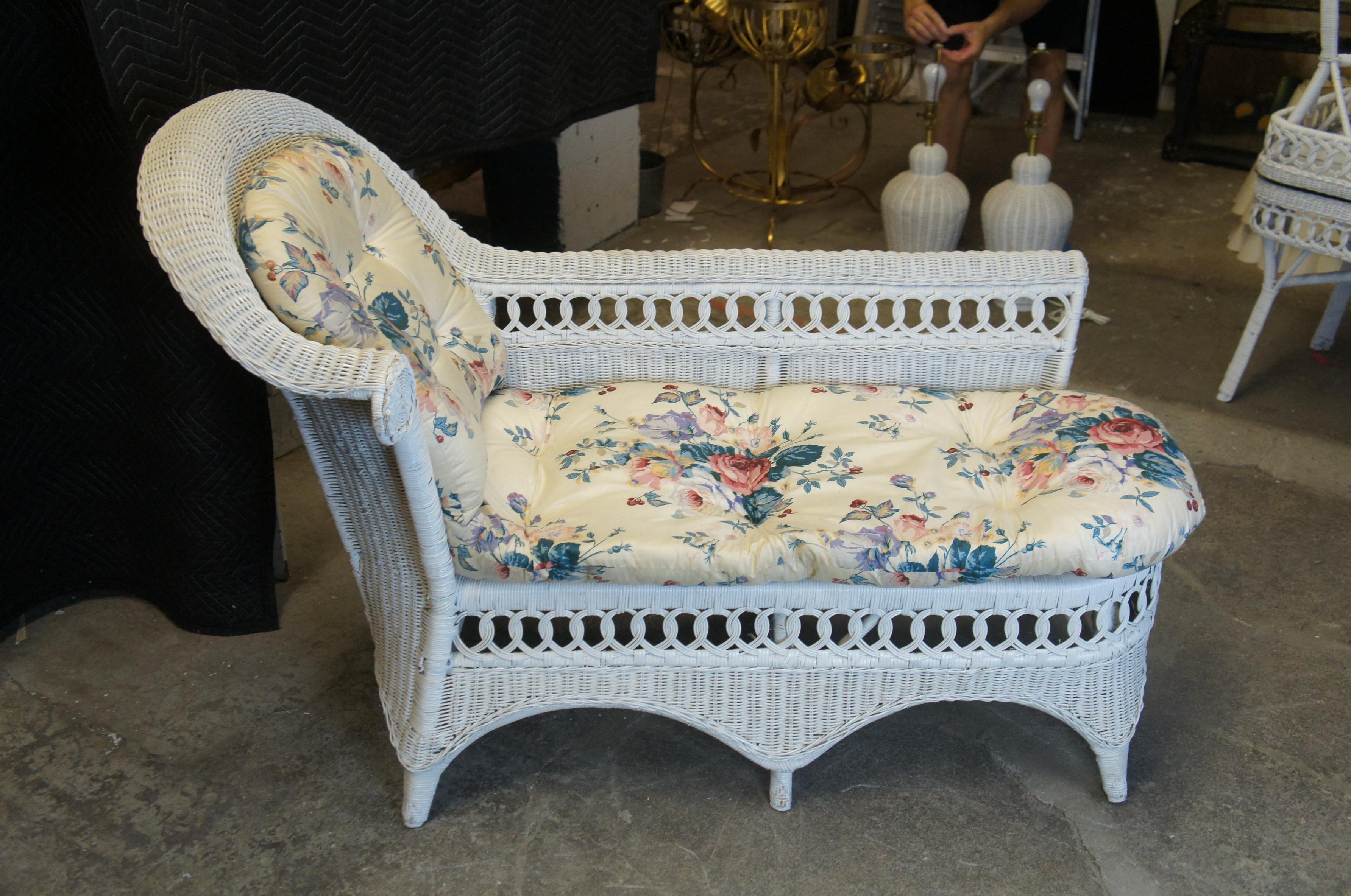 white wicker chaise lounge