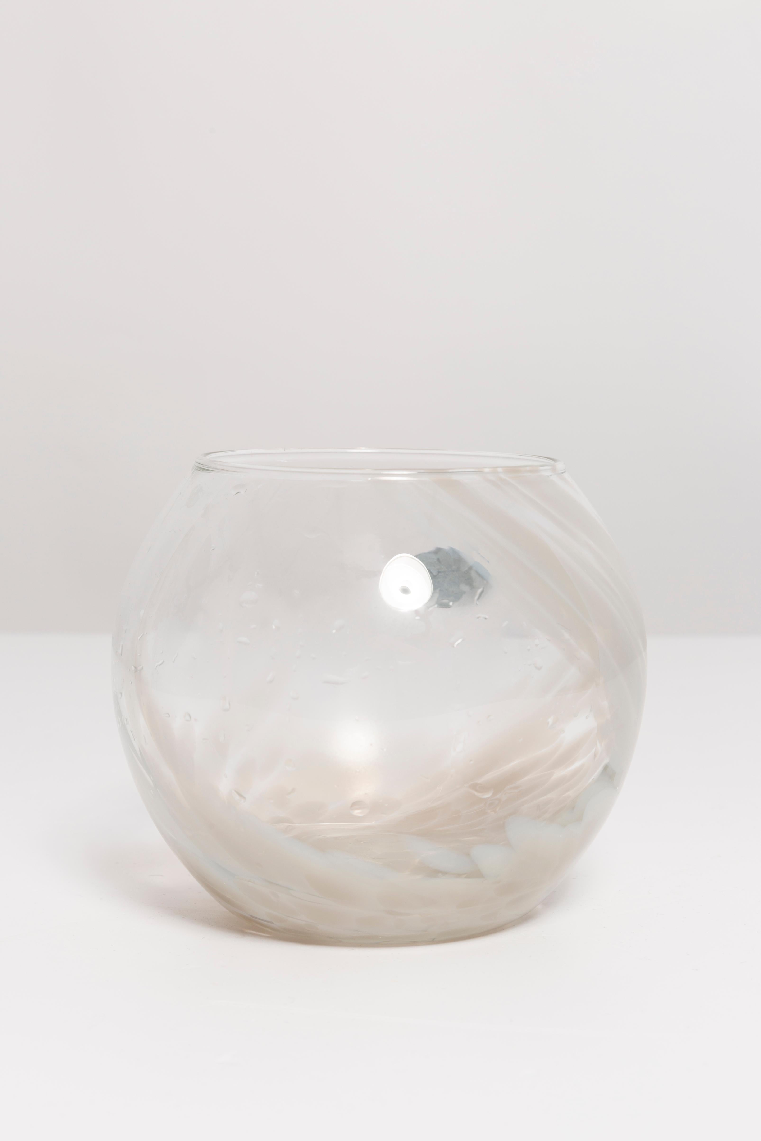 Italian Vintage White and Beige Decorative Murano Glass Mini Vase, Italy, 1960s For Sale