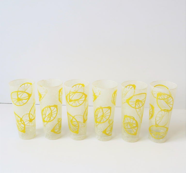 Vintage White and Yellow Lemon Highball Glasses For Sale at 1stdibs