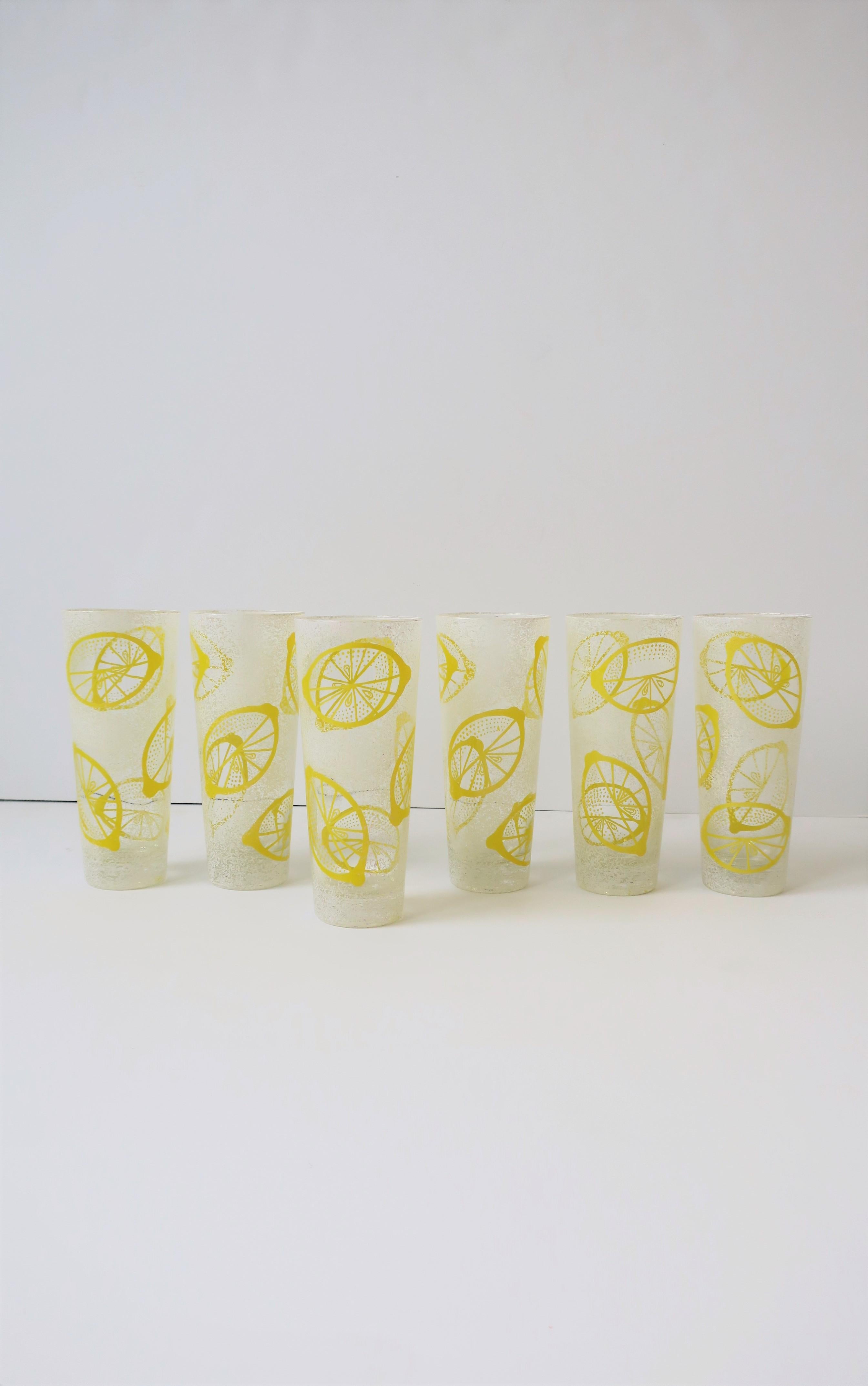 20th Century Lemon Fruit Highball Cocktail Rocks' Glasses Yellow and White Design, Set of 6 For Sale