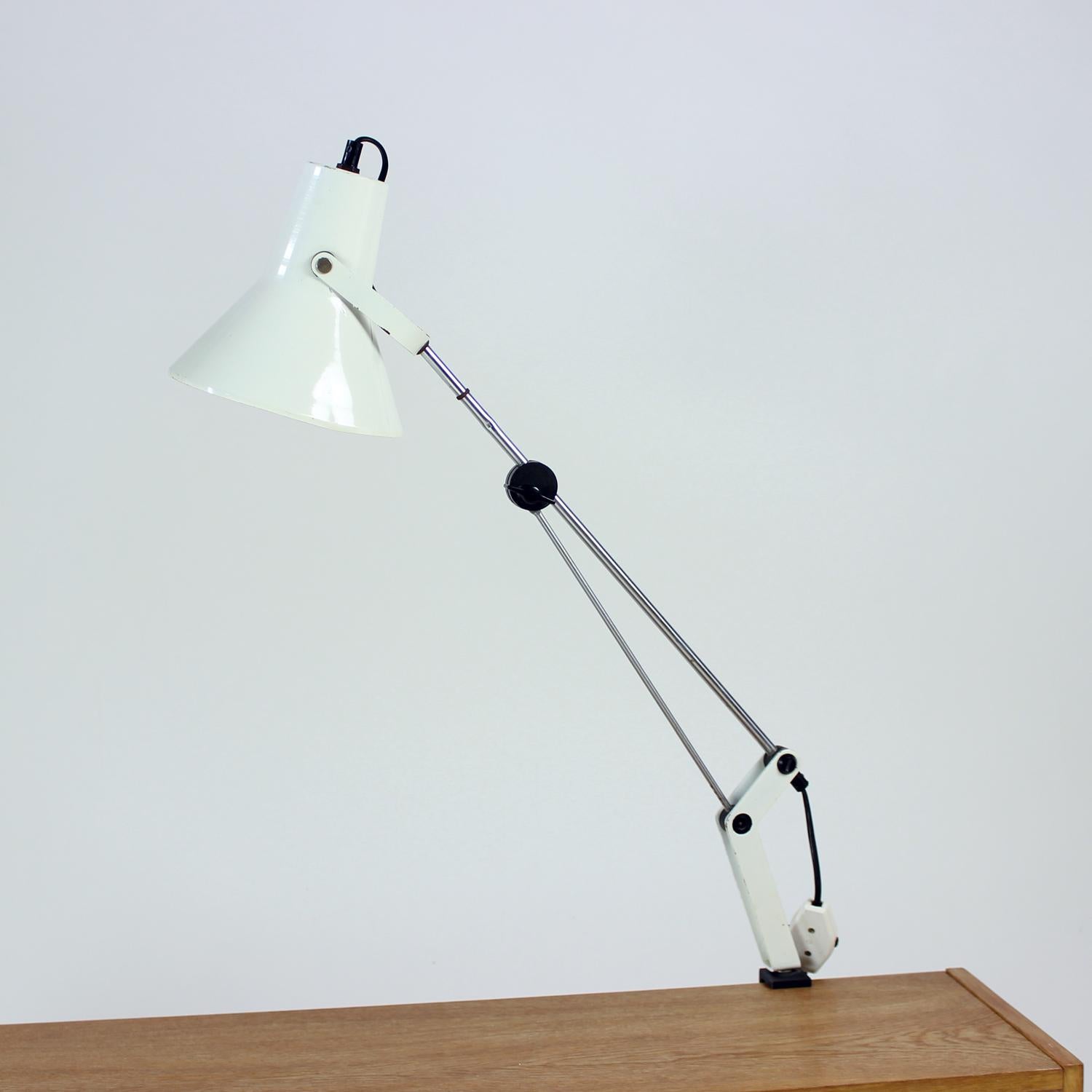Lampe de bureau d'architecte vintage blanche avec système à vis Wechselstrom, Allemagne en vente 5