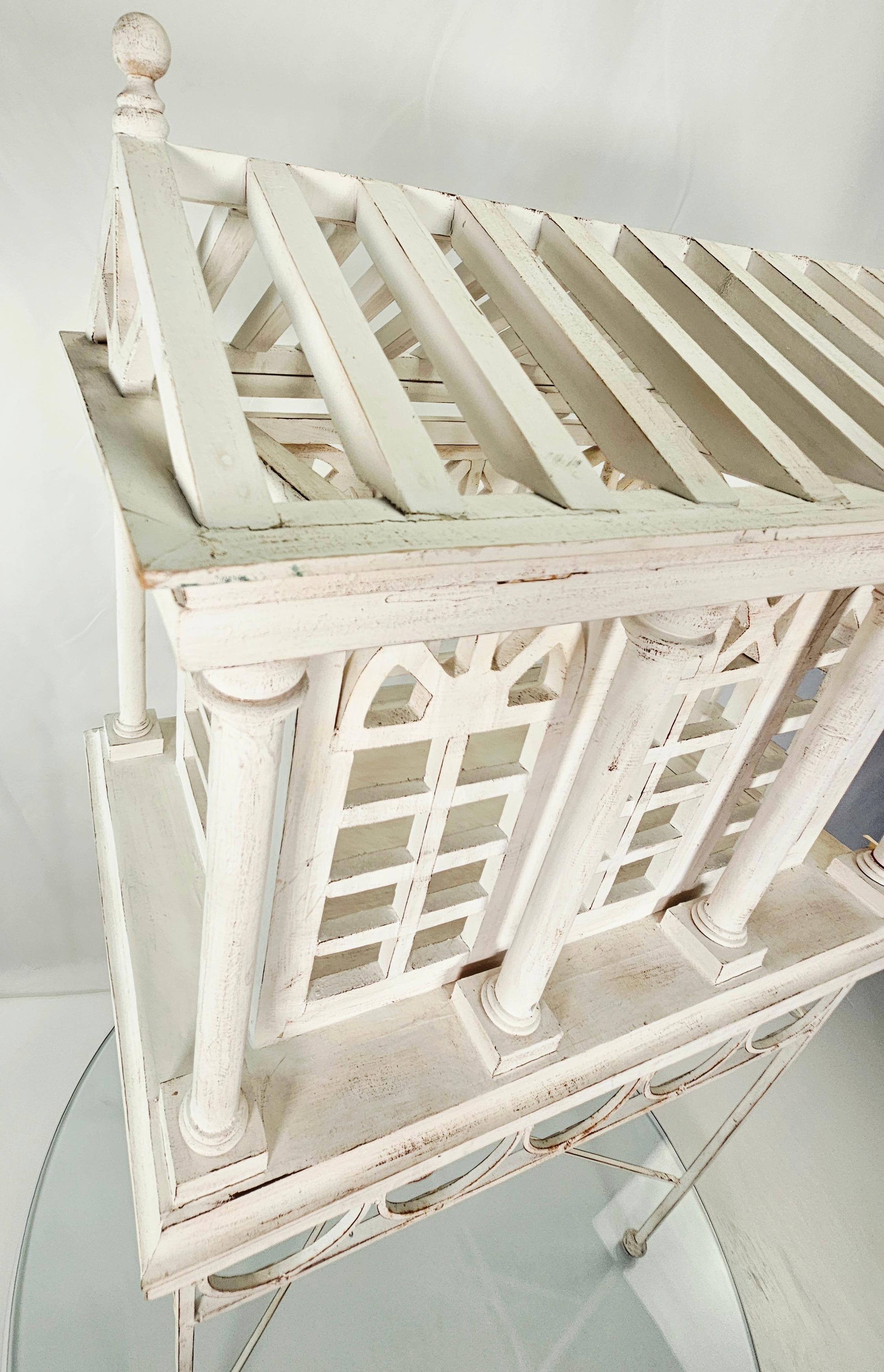 Terrario/jaula arquitectónico blanco vintage en venta 11