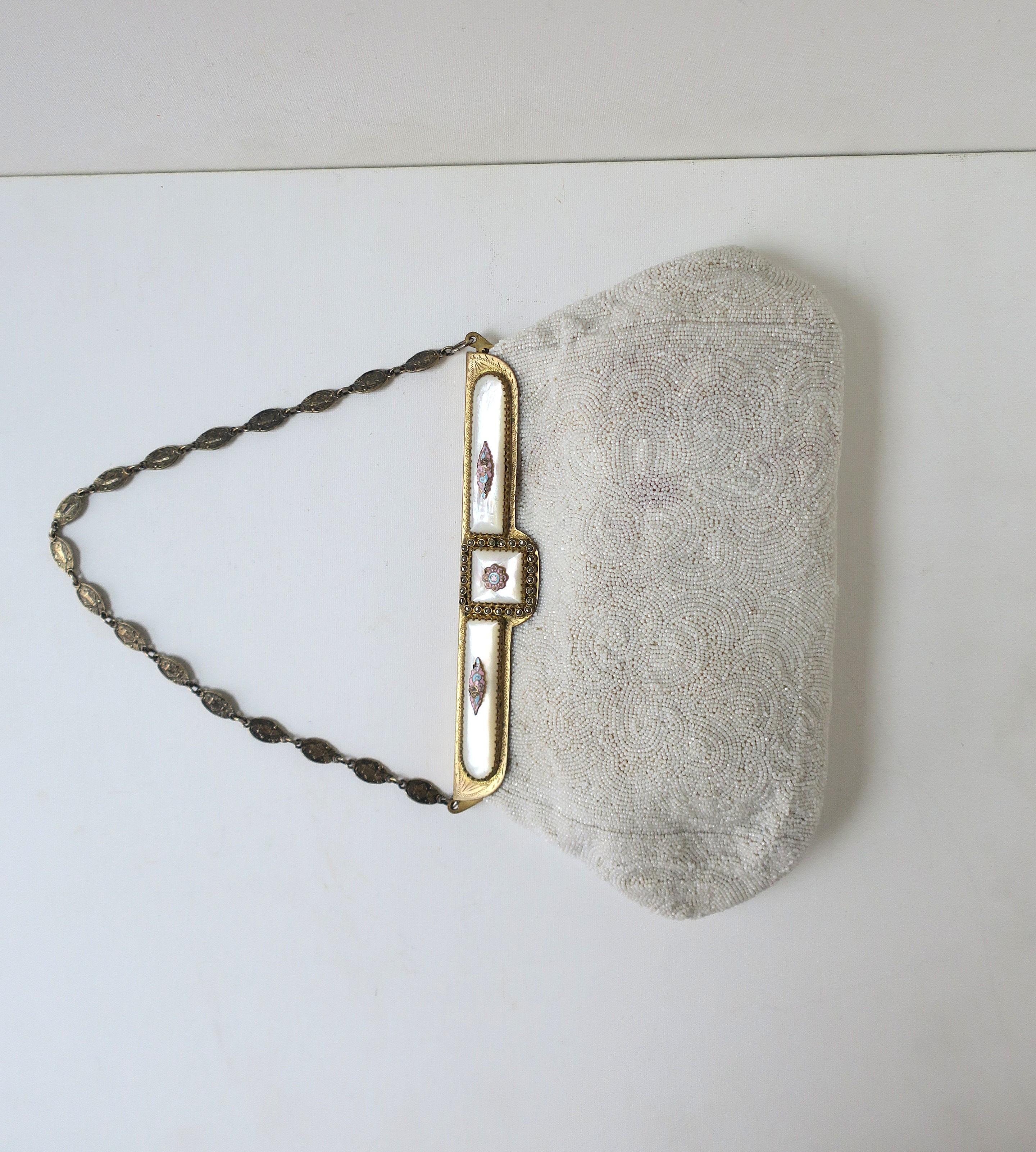 Sac à main vintage perlé blanc Bon état - En vente à New York, NY