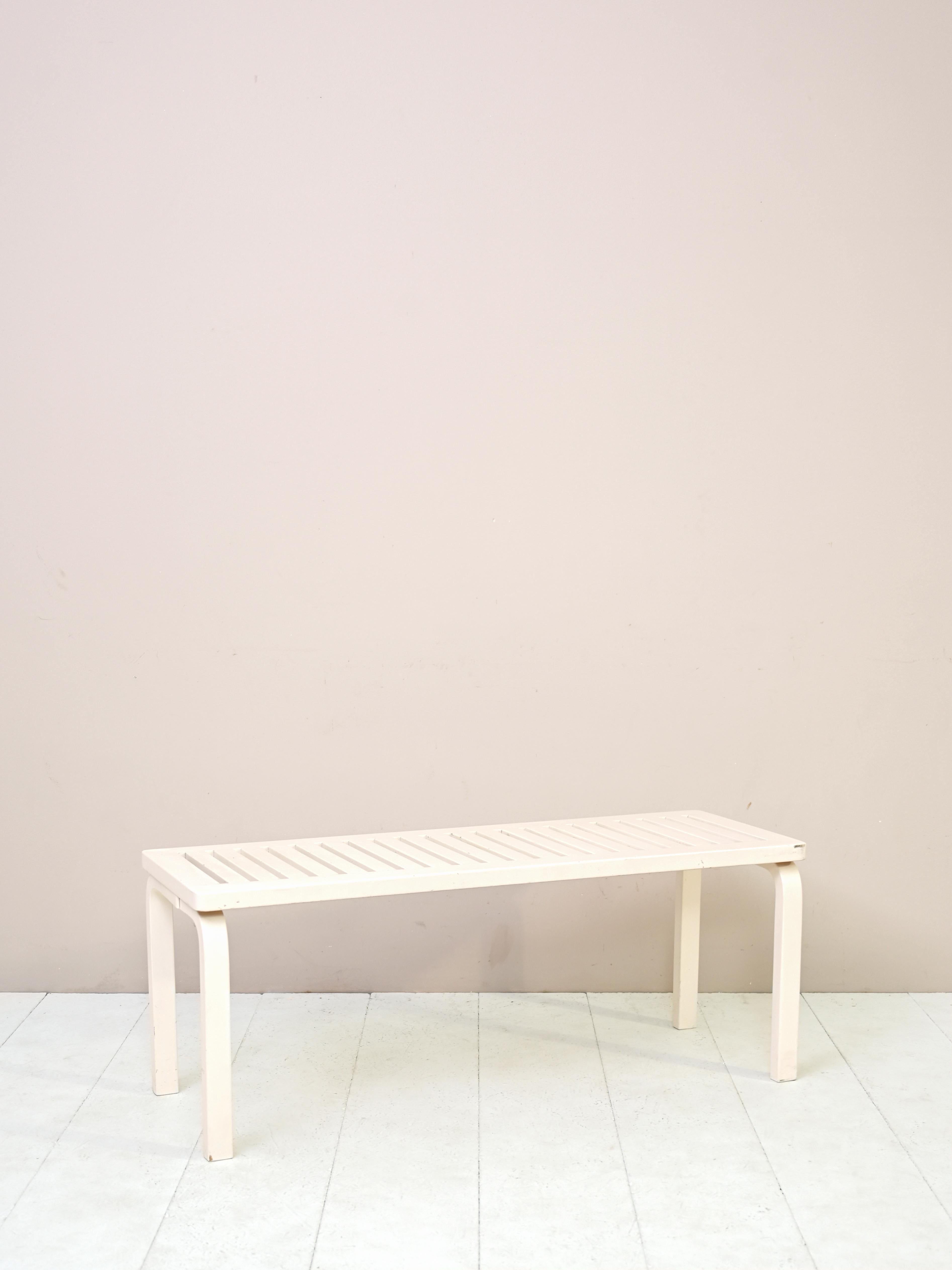 Scandinavian Modern Vintage White Bench by Designer Alvar Aalto For Sale