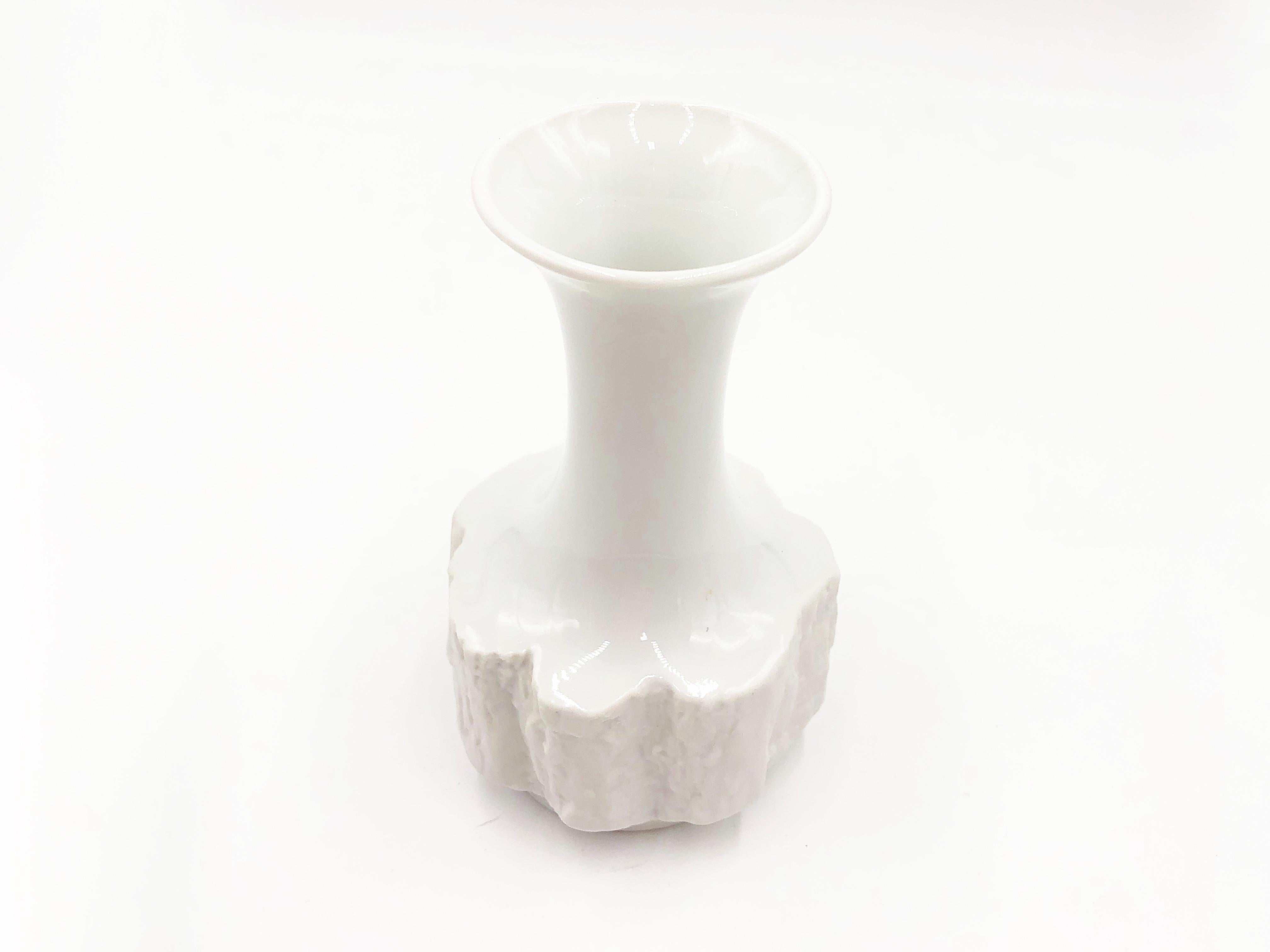 Vintage White Bisque German Fine Bone Porcelain Vase by Bareuther, circa 1970s For Sale 1