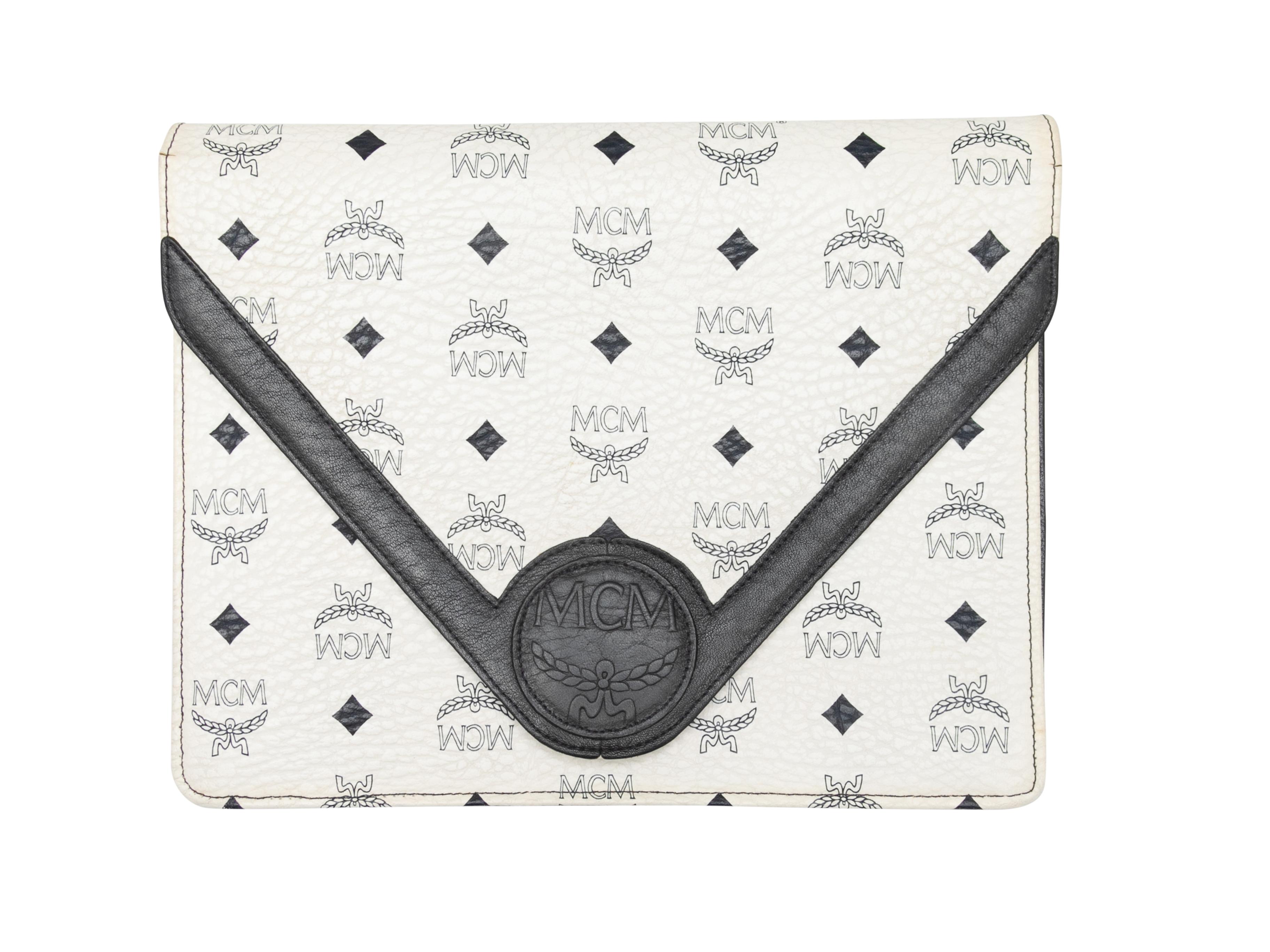 Pochette vintage blanche et noire avec monogramme MCM Bon état - En vente à New York, NY