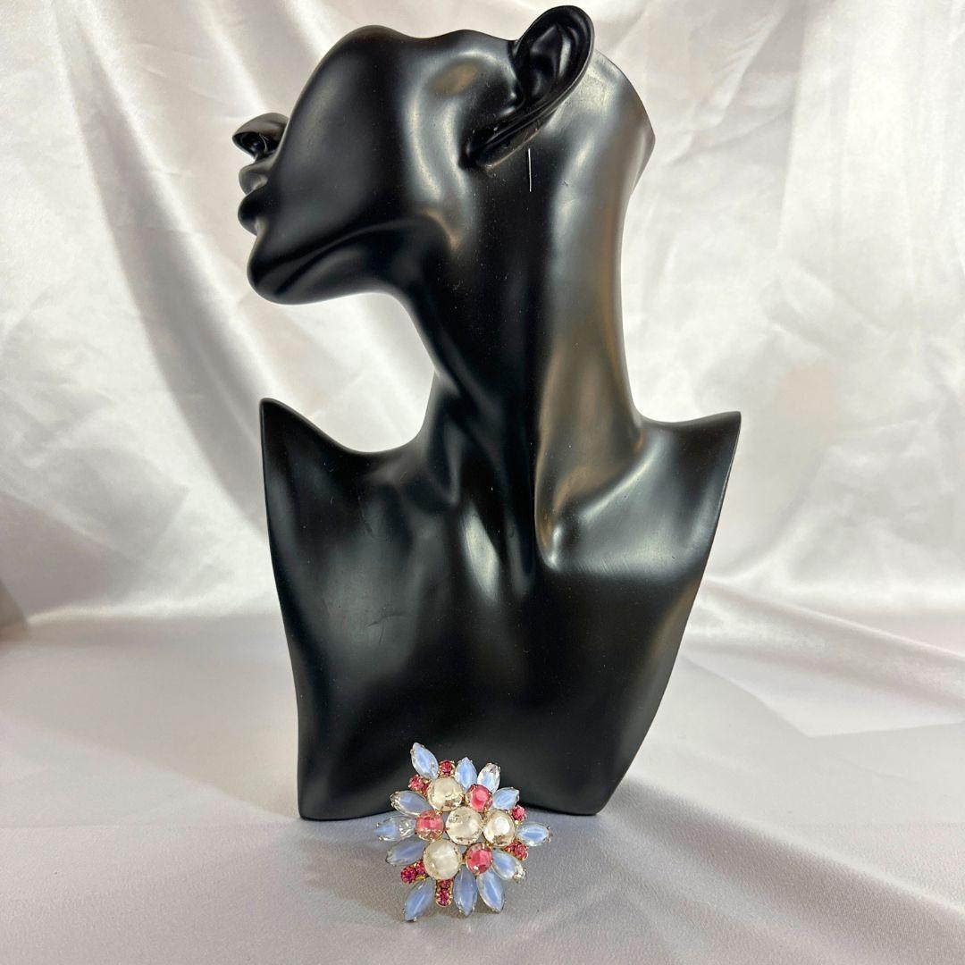 Art Deco Vintage White Blue & Pink Glass and Rhinestone Brooch  For Sale