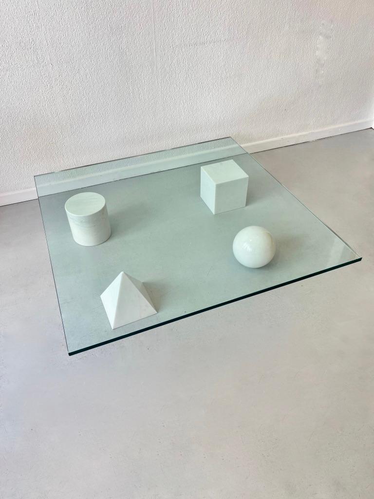 Italian Vintage White Carrara Marble Metafora Coffee Table by Lella & Massimo Vignelli  For Sale