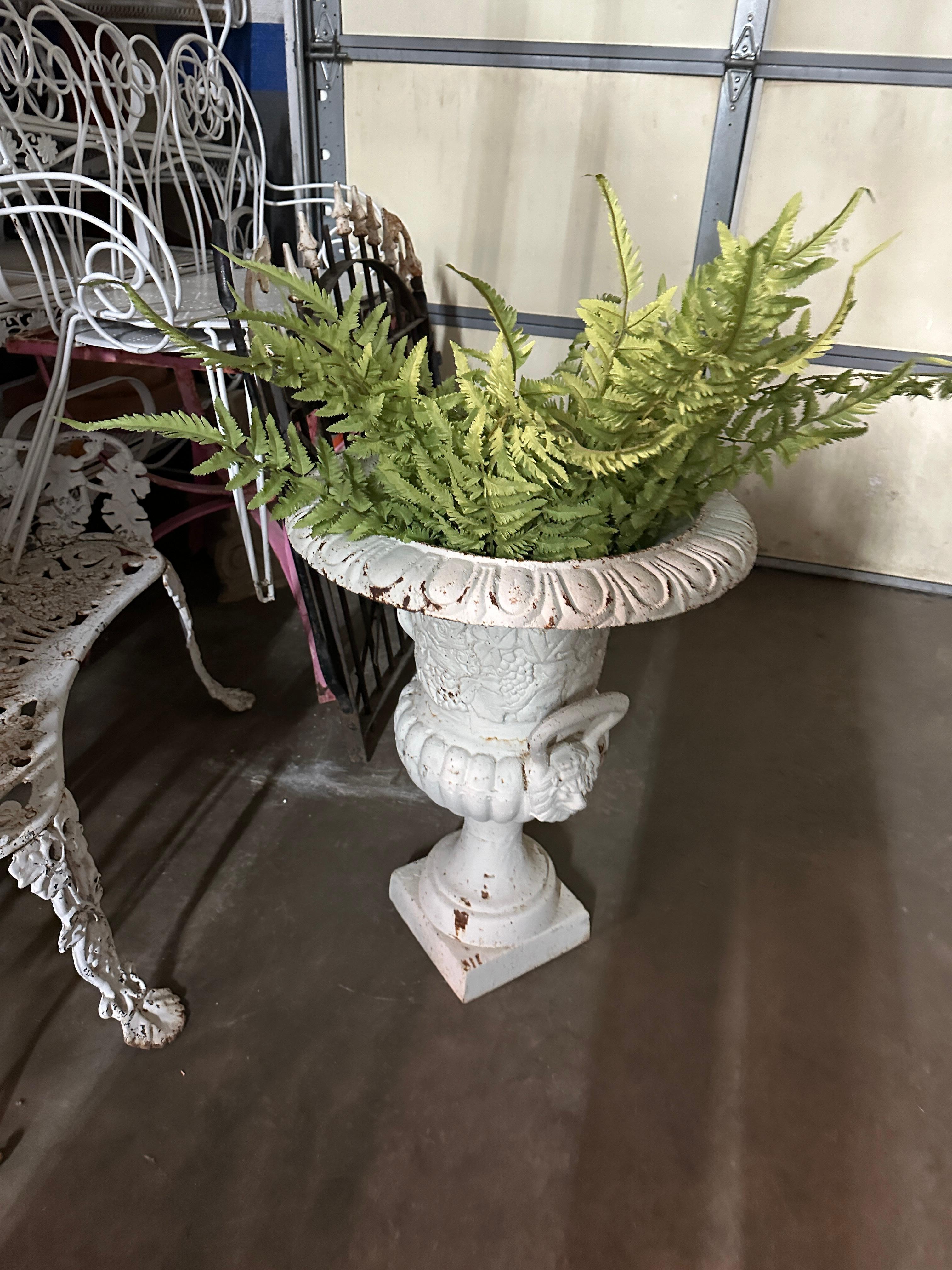 Vintage White Cast Iron Campana Lion Mask Urn Planters, a Pair In Good Condition For Sale In Sheridan, CO