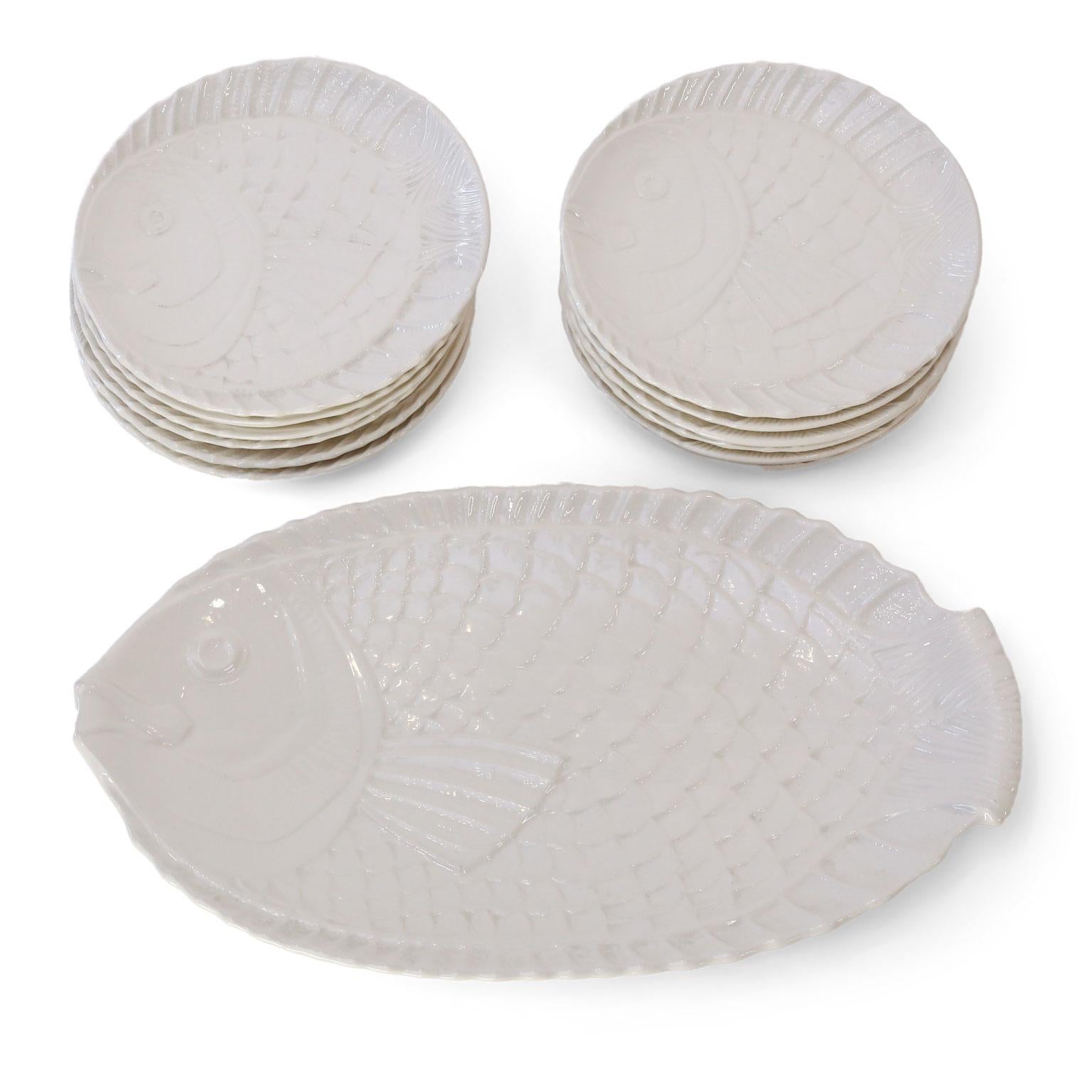 Vintage White Ceramic 'Fish' Plateware For Sale 1