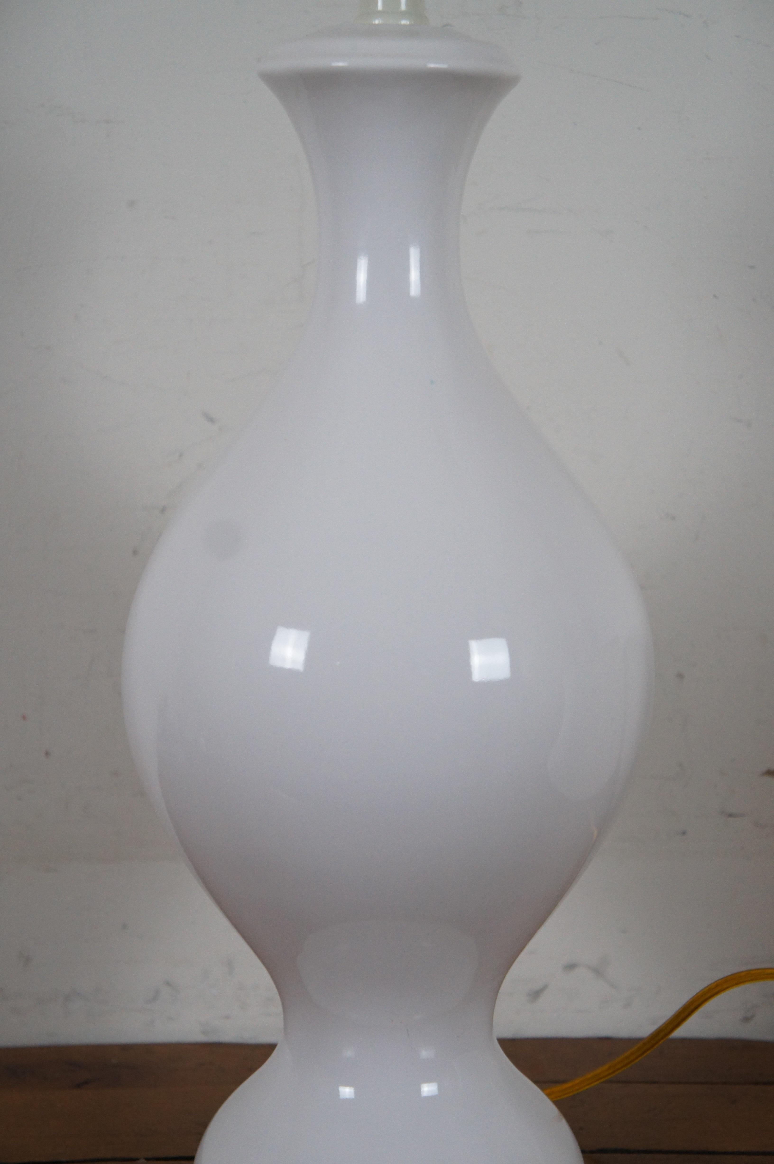 20th Century Vintage White Ceramic Urn Vase Shaped Table Lamp & Shade w Wood Base
