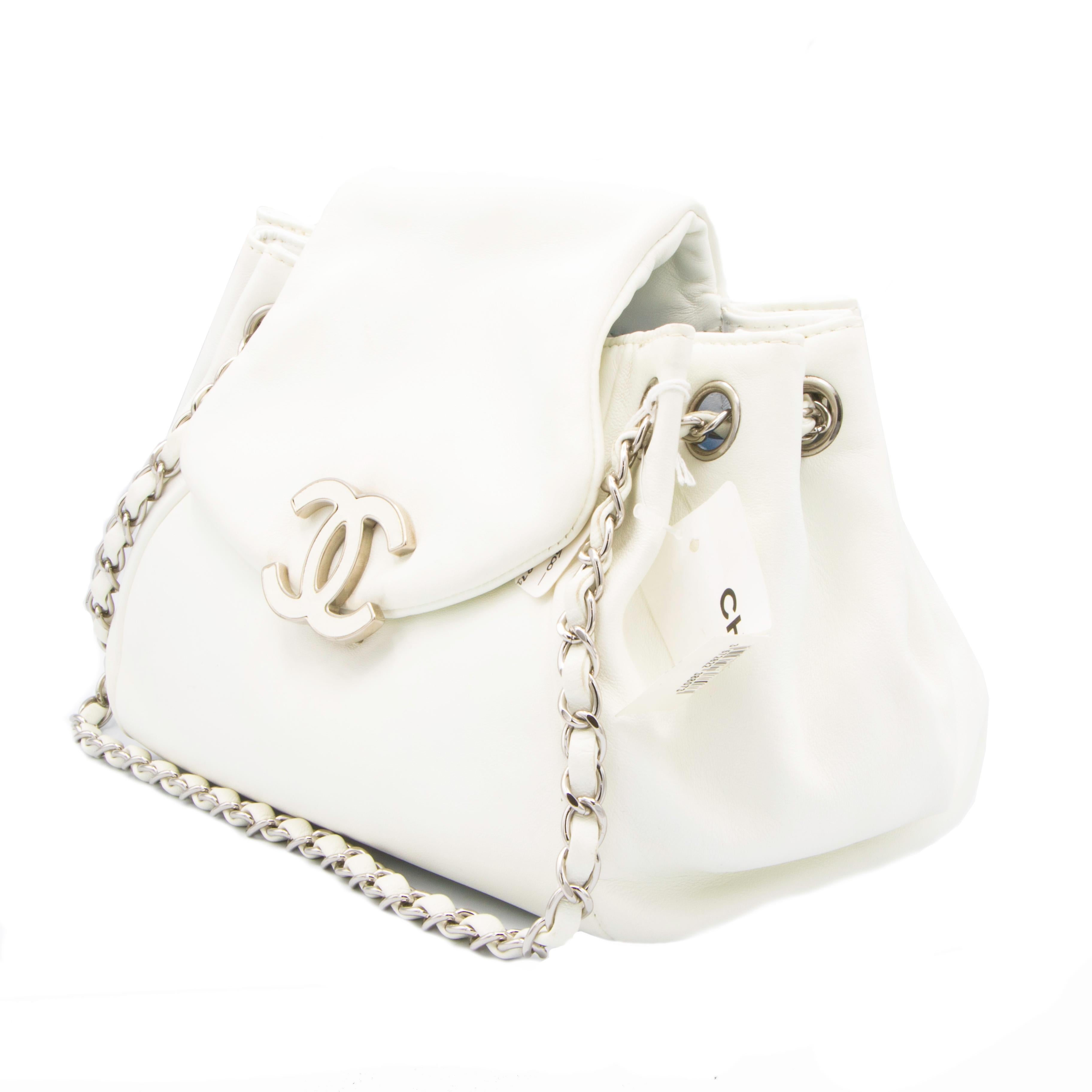 white chanel crossbody