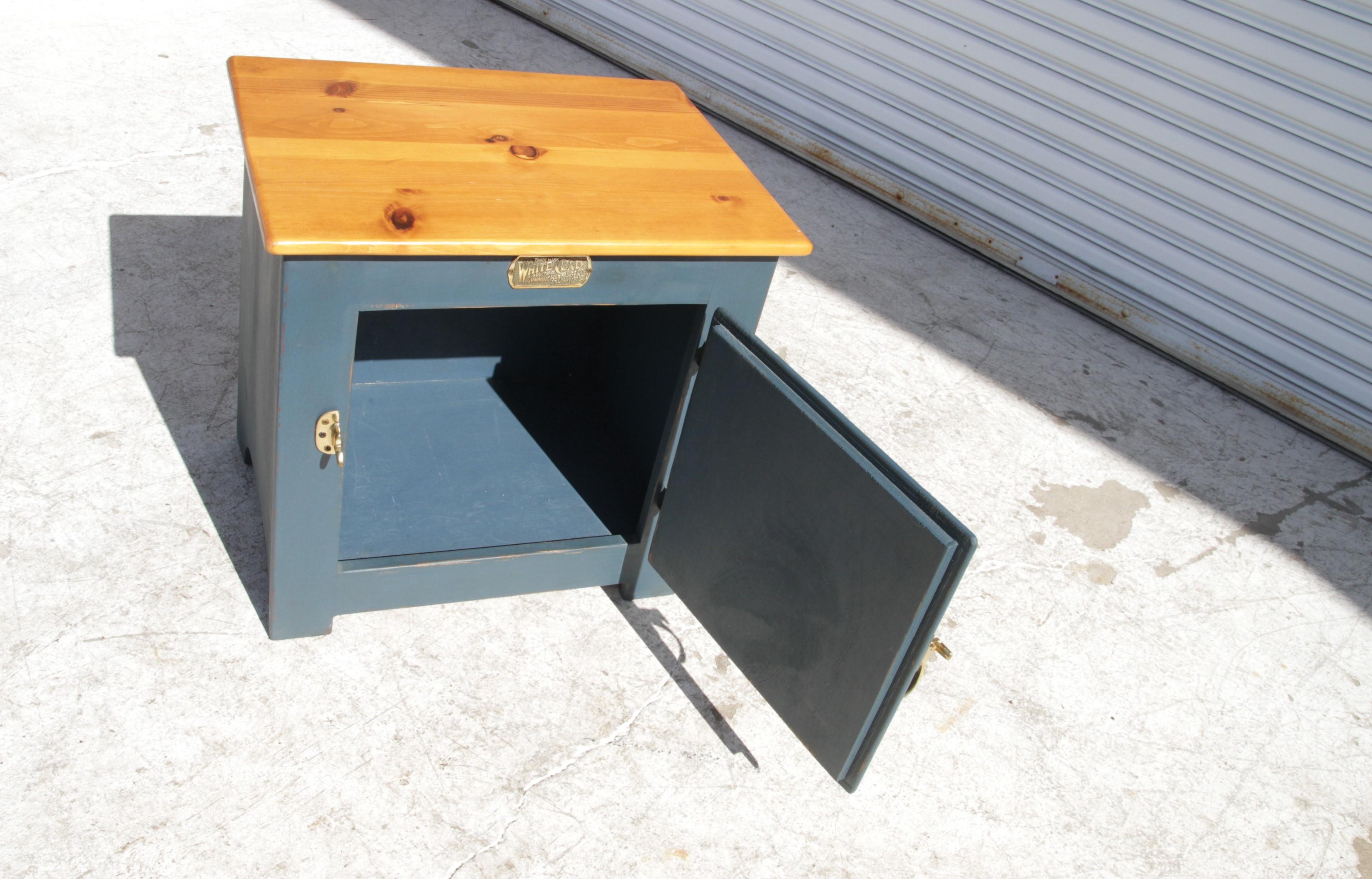 Vintage White Clad Oak Wood Ice Box Nightstand Cabinet Chest End Table For Sale 1