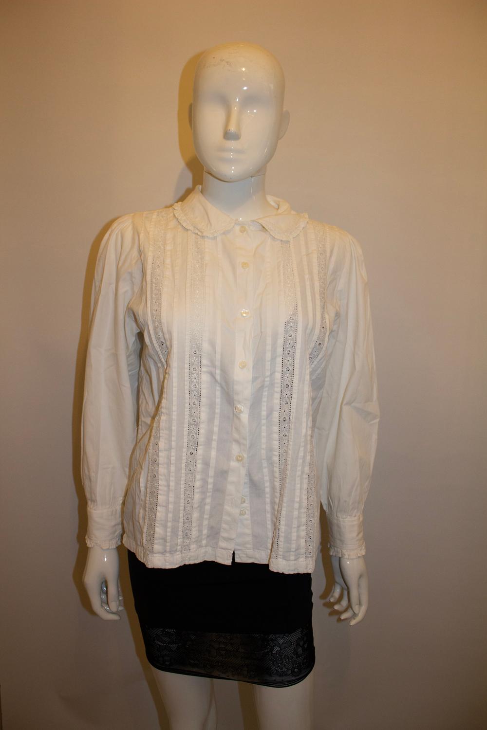 Camicetta vintage in cotone bianco di Nightingale Ltd In condizioni buone in vendita a London, GB