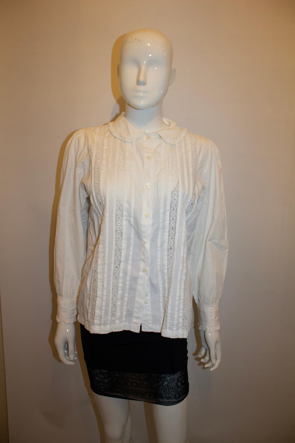 Camicetta vintage in cotone bianco di Nightingale Ltd in vendita 1