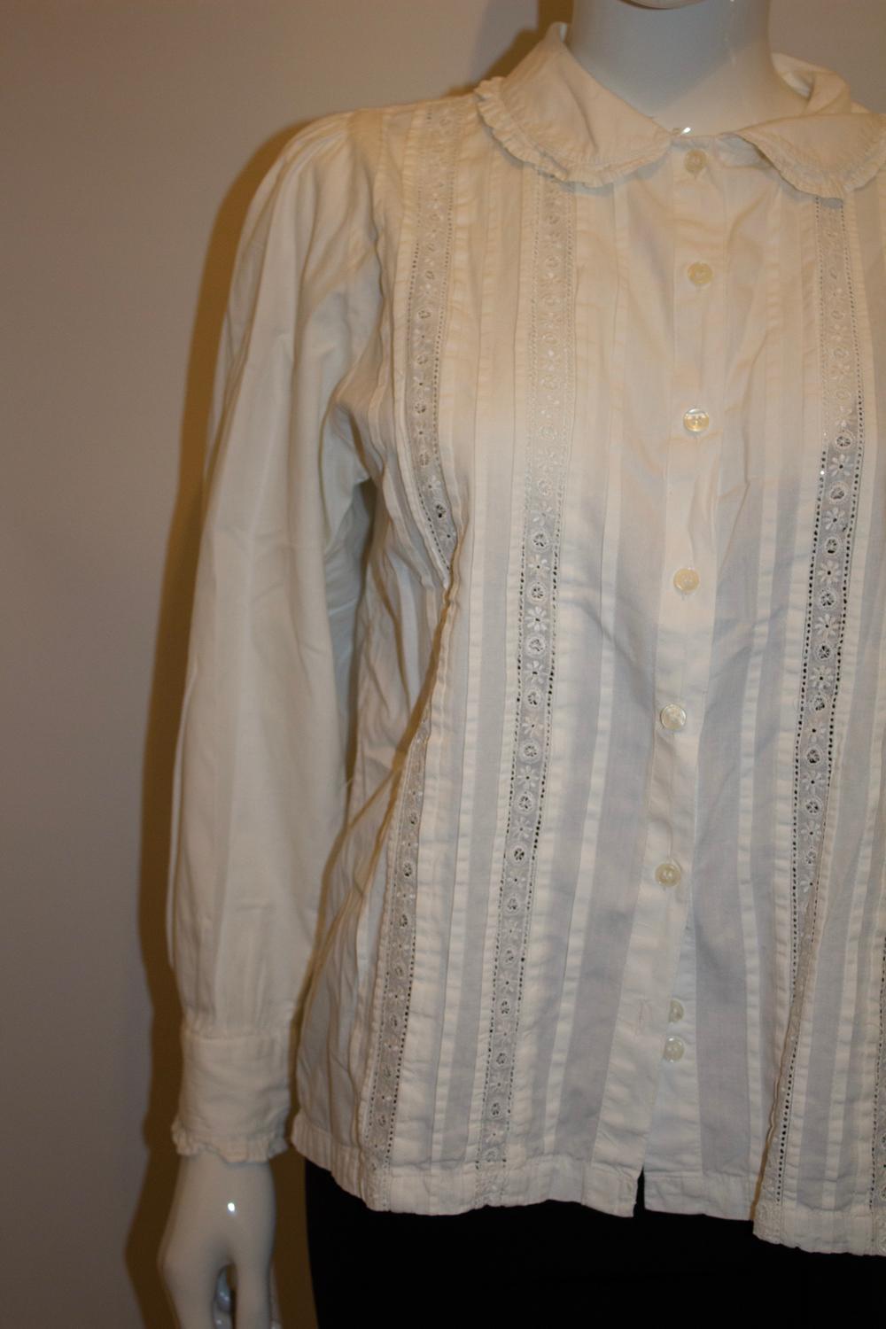 Camicetta vintage in cotone bianco di Nightingale Ltd in vendita 2