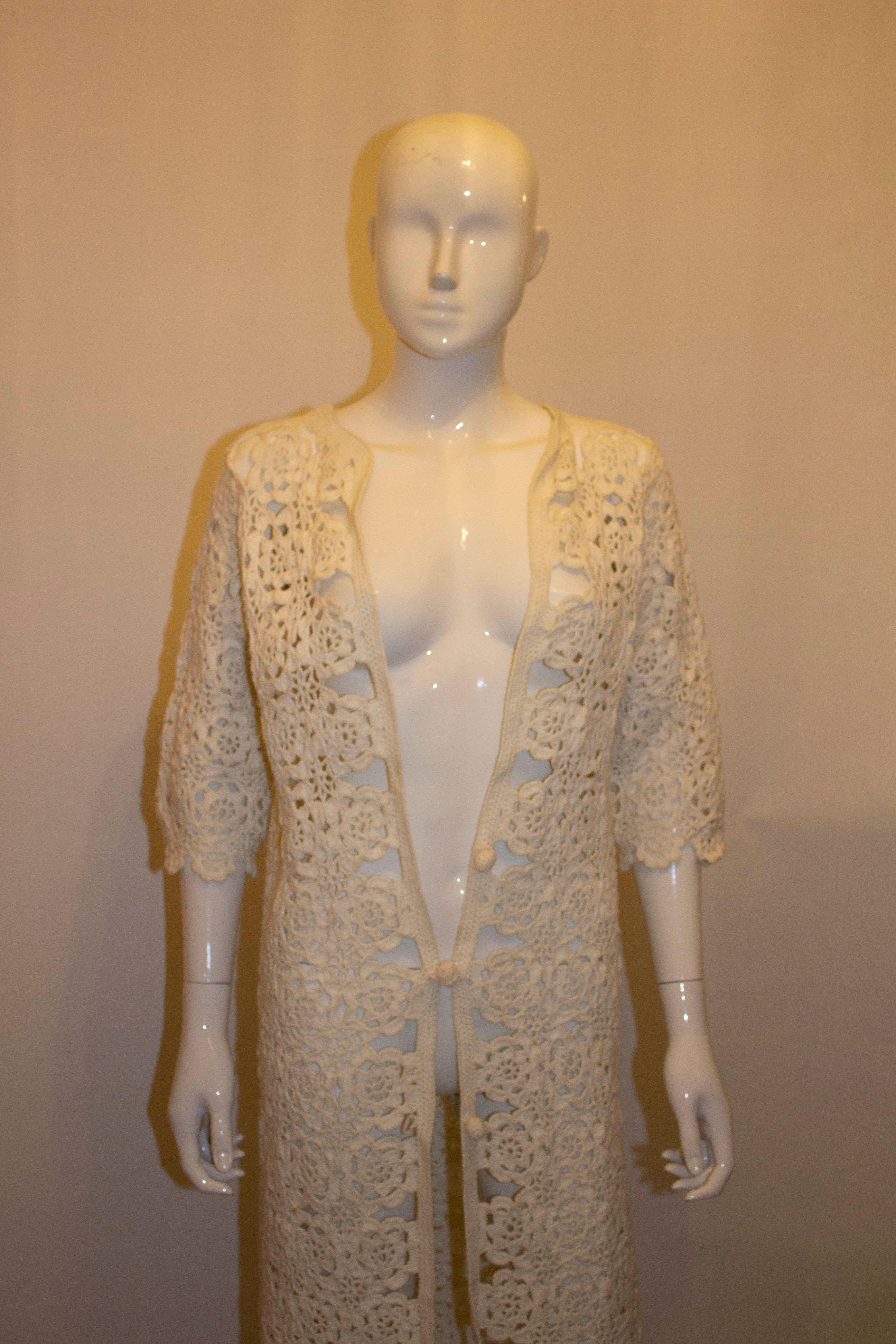 Vintage White Crochet Coat In Good Condition For Sale In London, GB