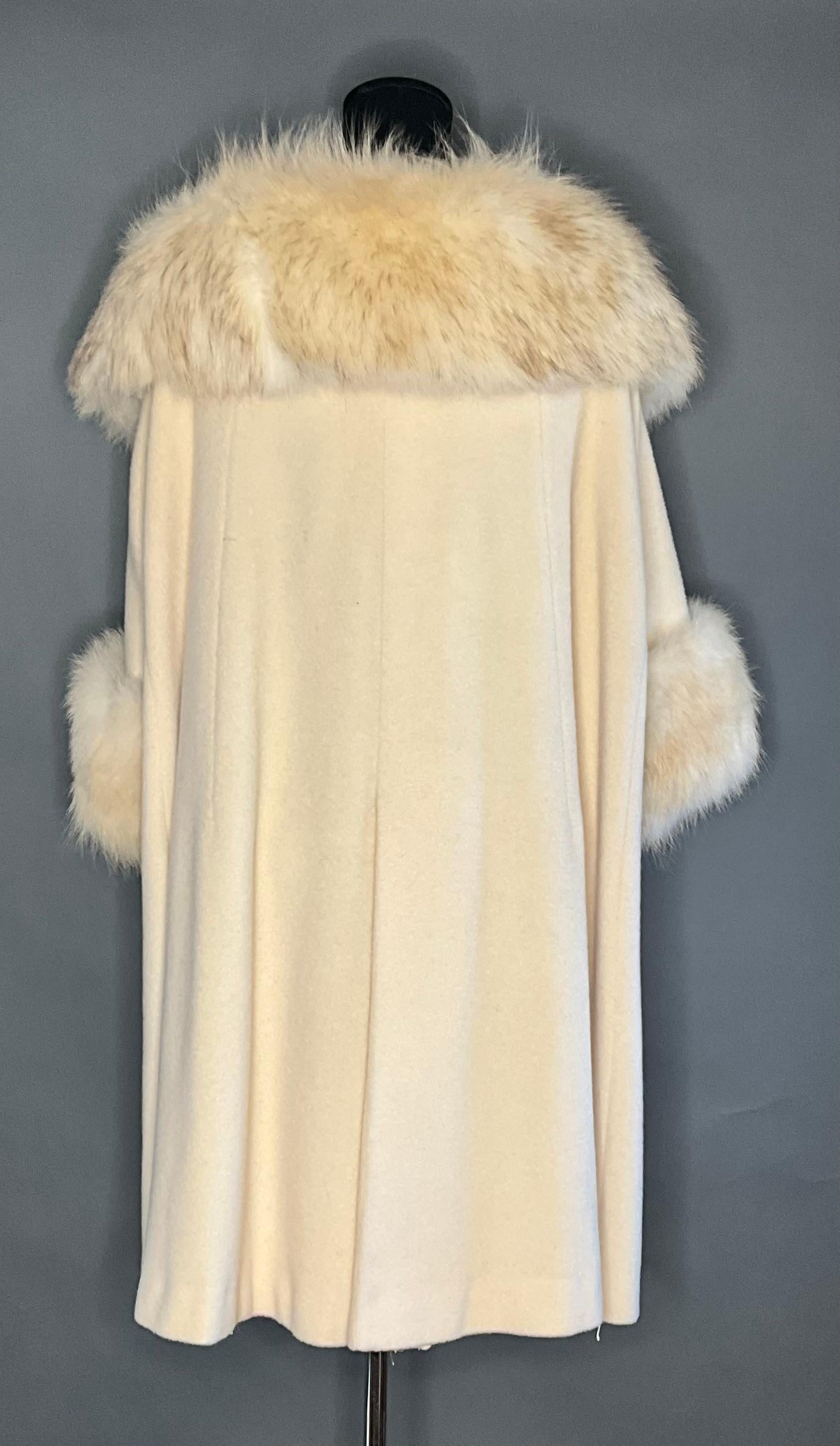 Vintage White Cuddle Coat with Fur Detail For Sale 1