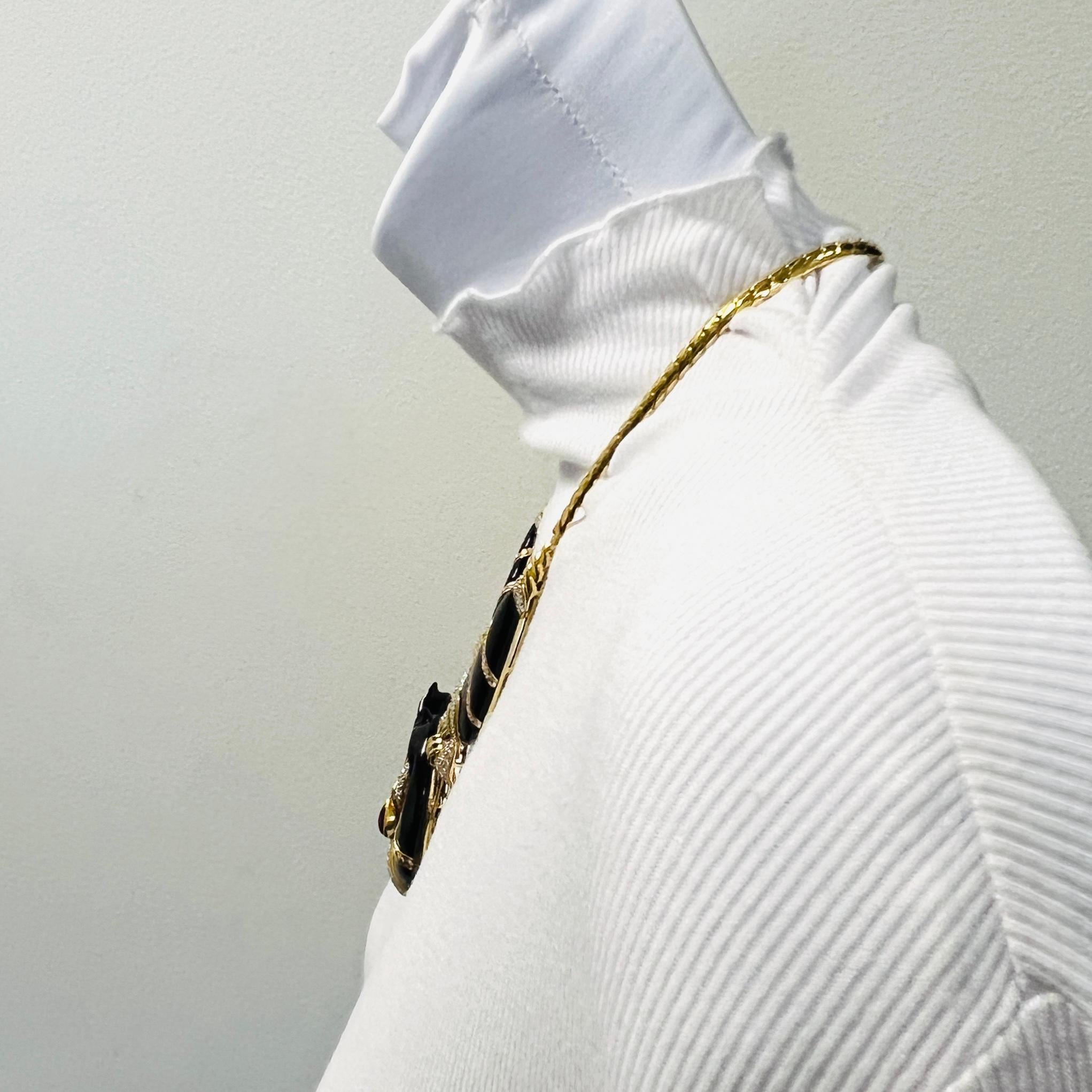 Round Cut Vintage White Diamond and Onyx Panther Necklace in 18K Yellow Gold