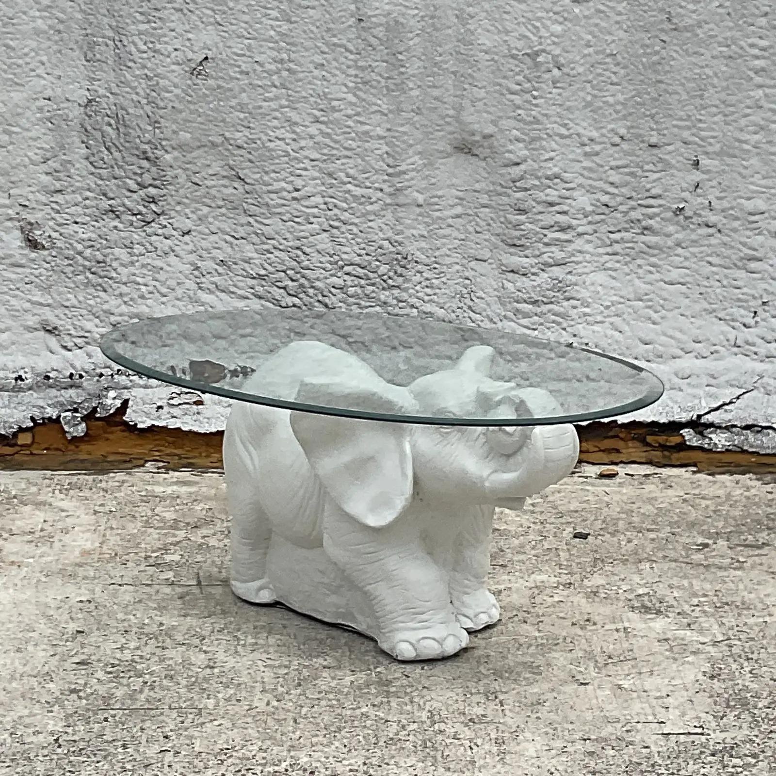 Vintage White Elephant Side Table In Good Condition For Sale In west palm beach, FL
