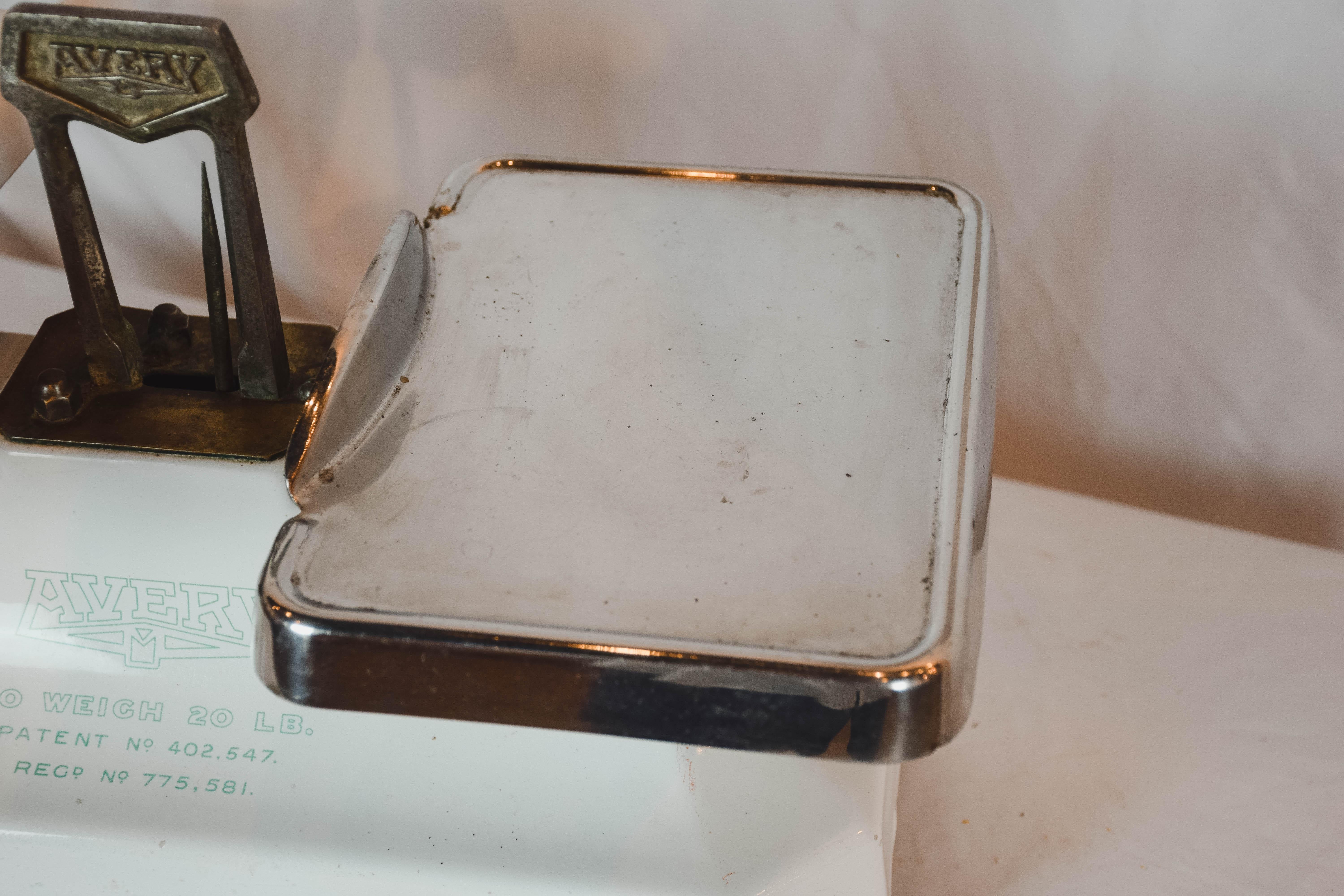 English Vintage White Enamel Avery Balance Scale