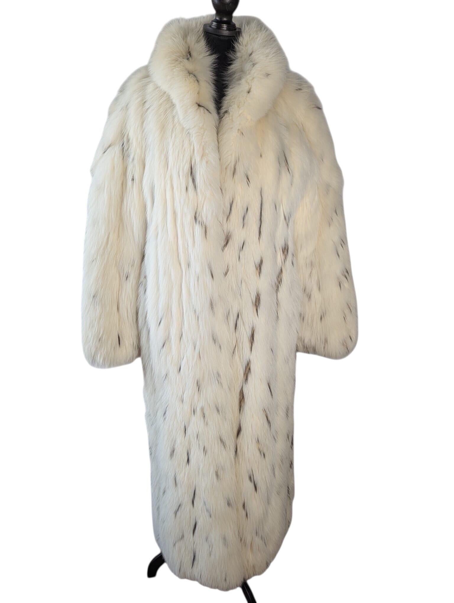 Vintage White fox fur coat 8/M