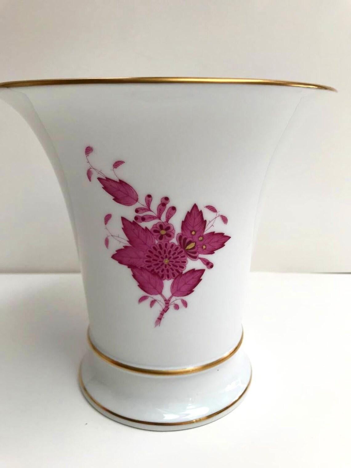 Mid-Century Modern Vintage White Gilding Vase with Pink Flower Pattern by Herend, 1970s For Sale