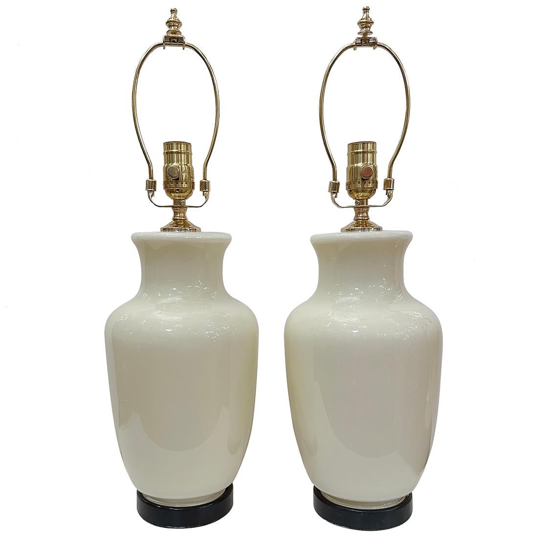 Lámparas vintage de cristal blanco en venta