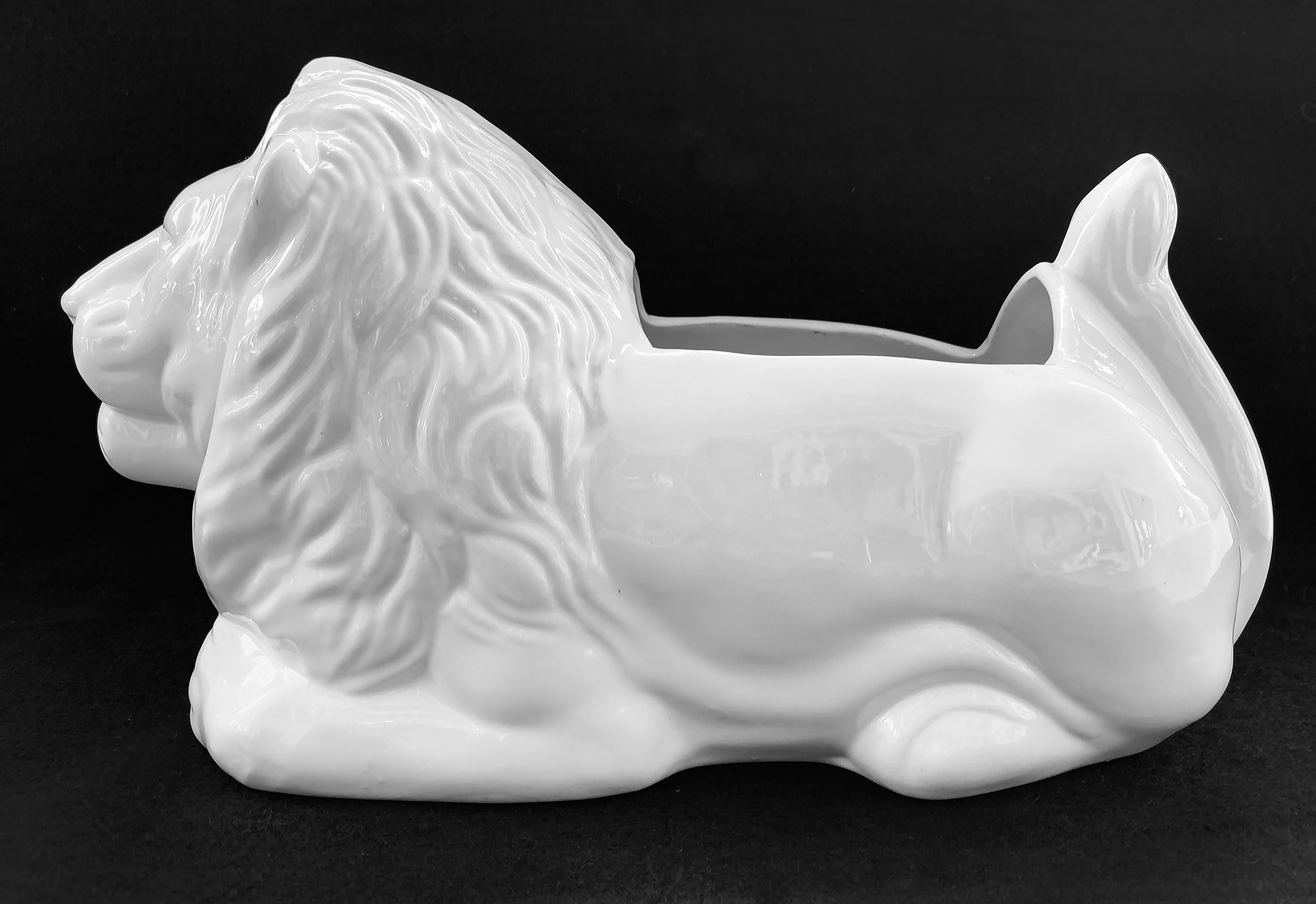 Mid-Century Modern Vintage White Glazed Ceramic  Resting Lion Planter For Sale