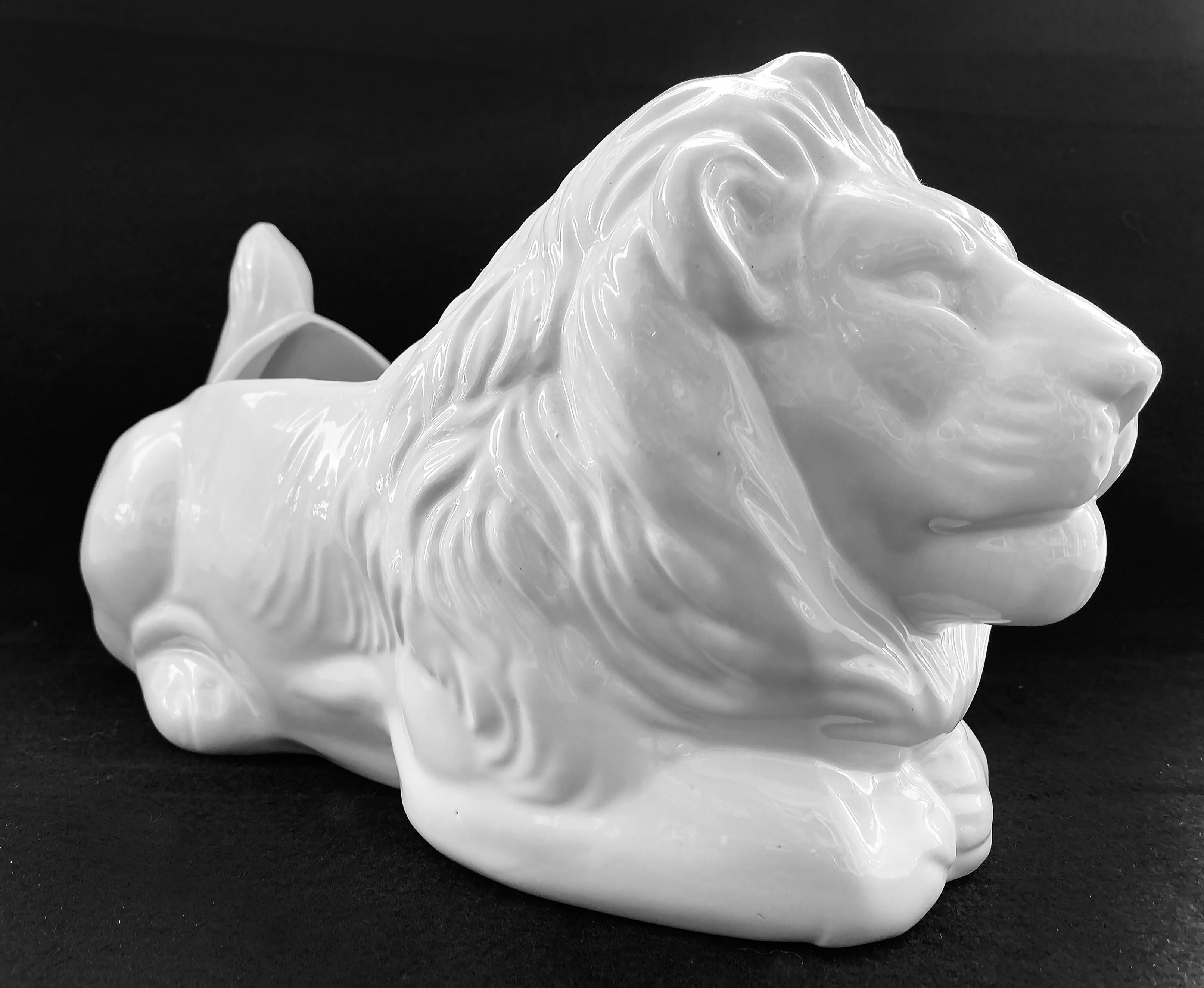 20th Century Vintage White Glazed Ceramic  Resting Lion Planter For Sale