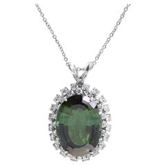 Vintage White Gold 15 Carta Green Tourmaline and Diamond Double Halo Necklace