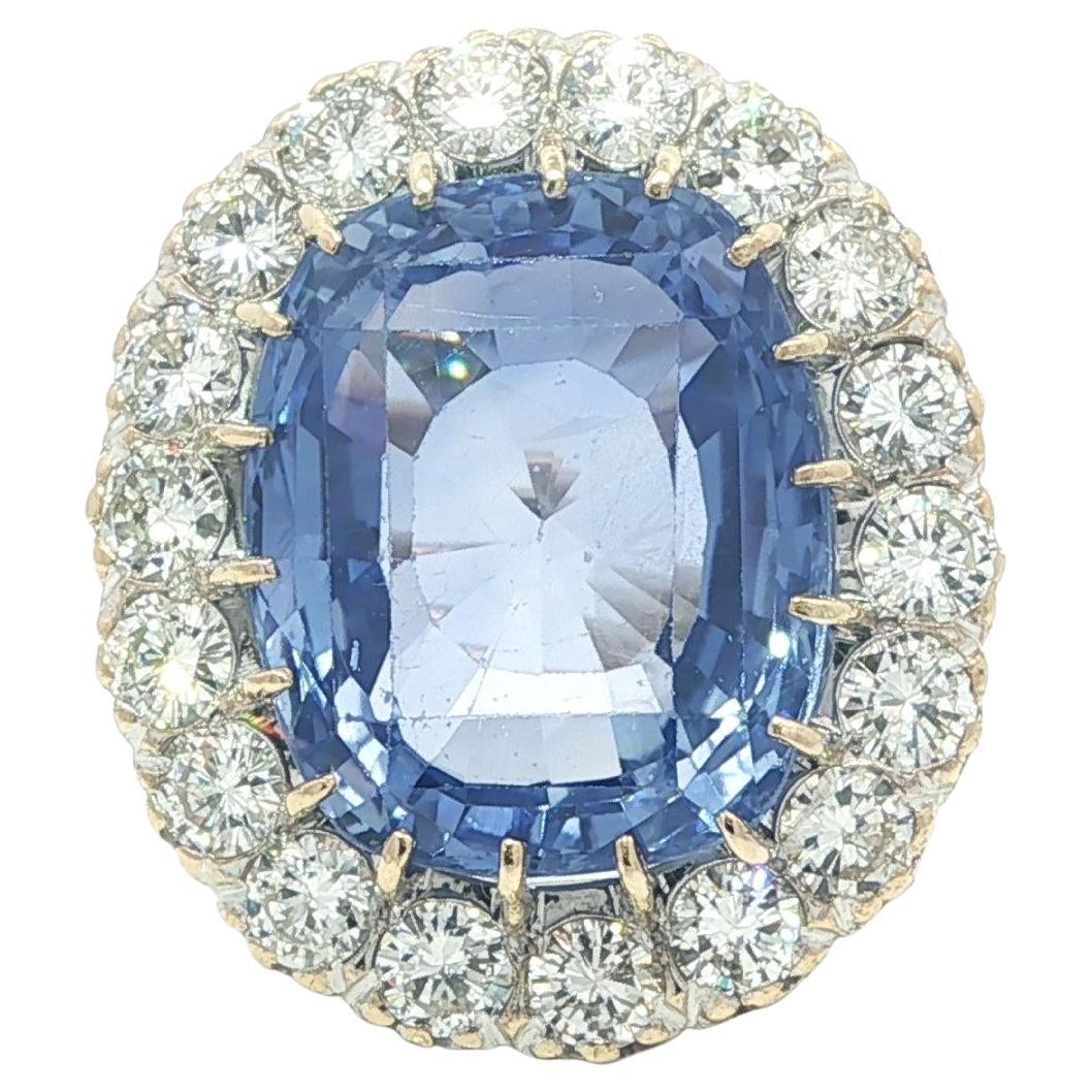 Vintage Weißgold 24,79ctw GIA keine Hitze Ceylon Blue Sapphire Diamond Frame Ring im Angebot