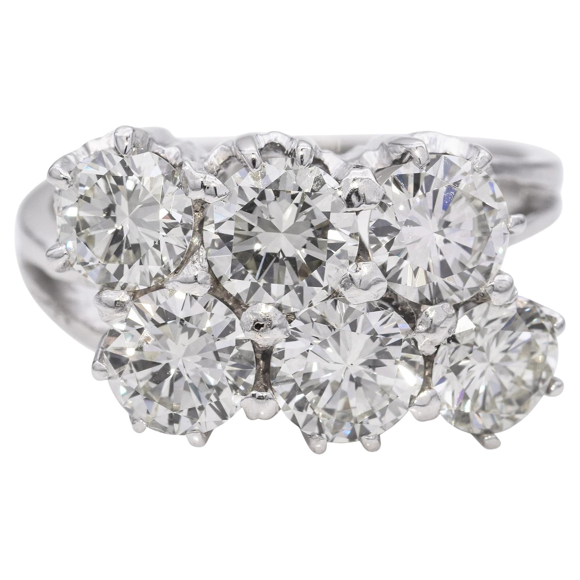 Vintage White Gold 2.9 tcw Diamond Cluster Ring For Sale