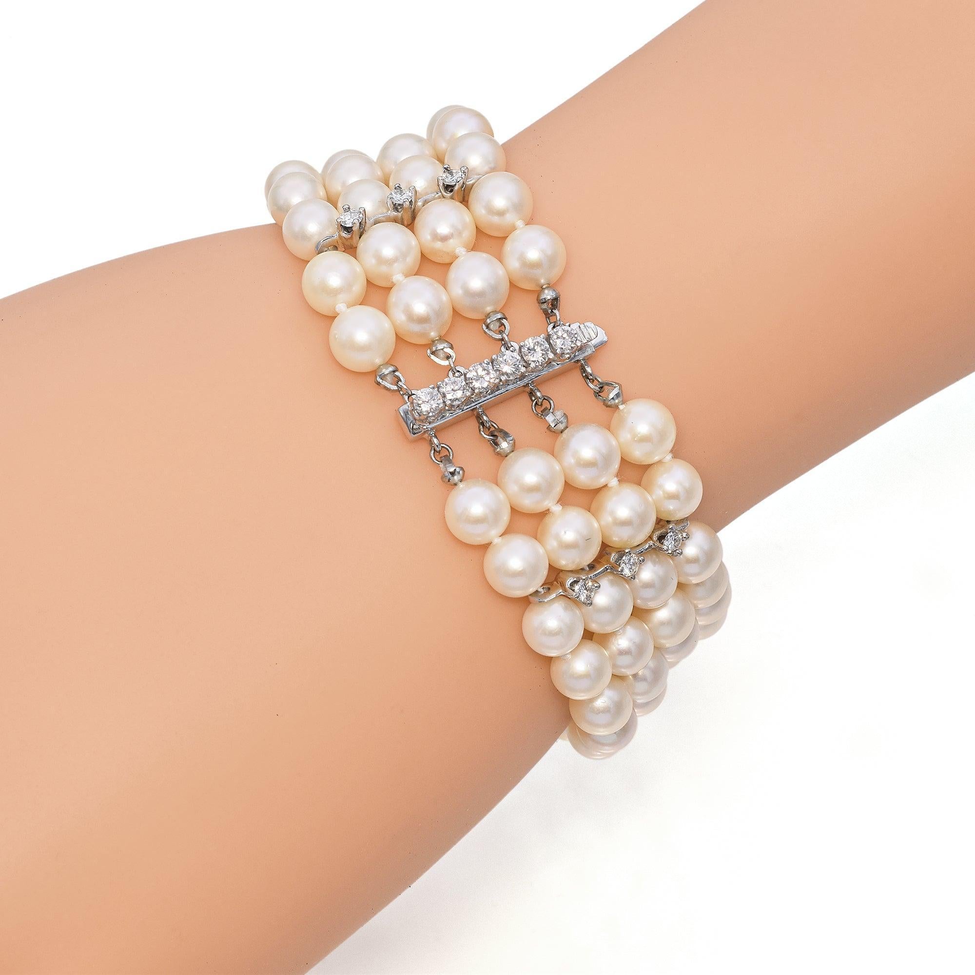 Pulsera vintage de oro blanco de 4 filas de perlas y diamantes Cuenta en venta