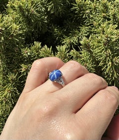 Vintage White Gold Cabochon Blue Star Stone & Diamond Sides Cocktail Ring