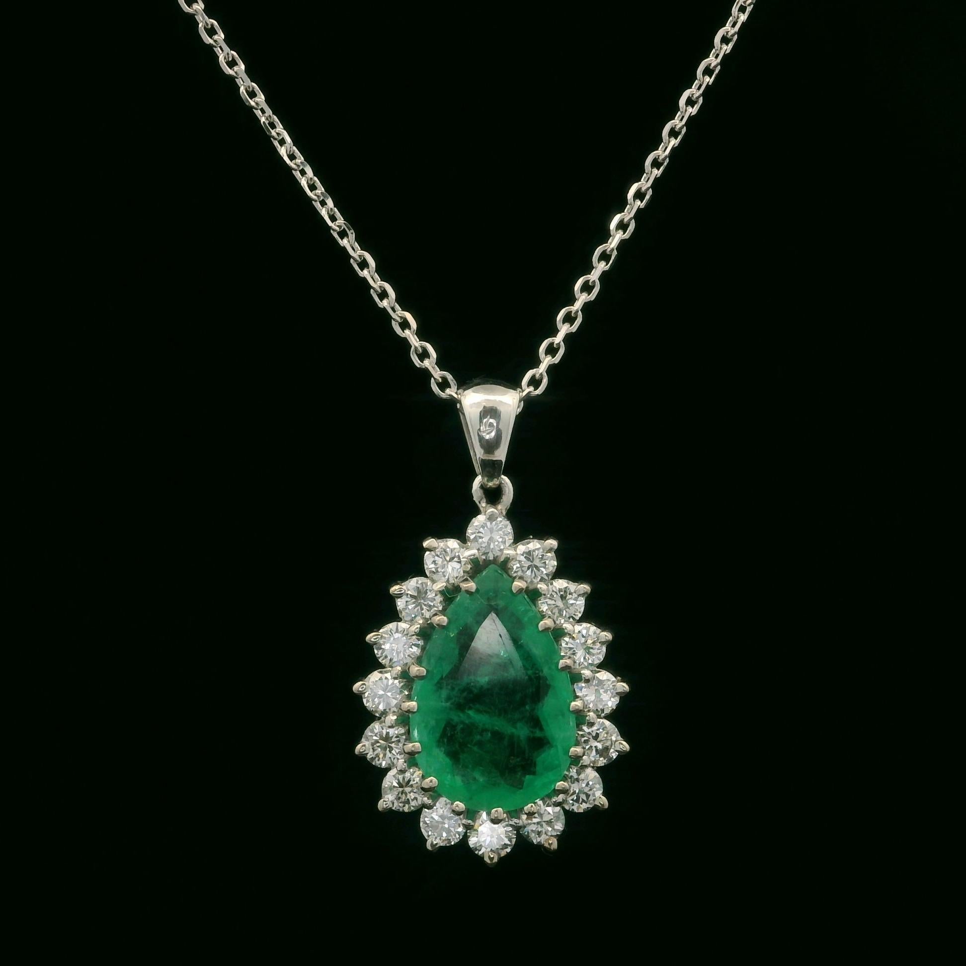 Women's Vintage White Gold GIA 2.45ctw Pear Emerald w/ Diamond Halo Pendant Necklace For Sale