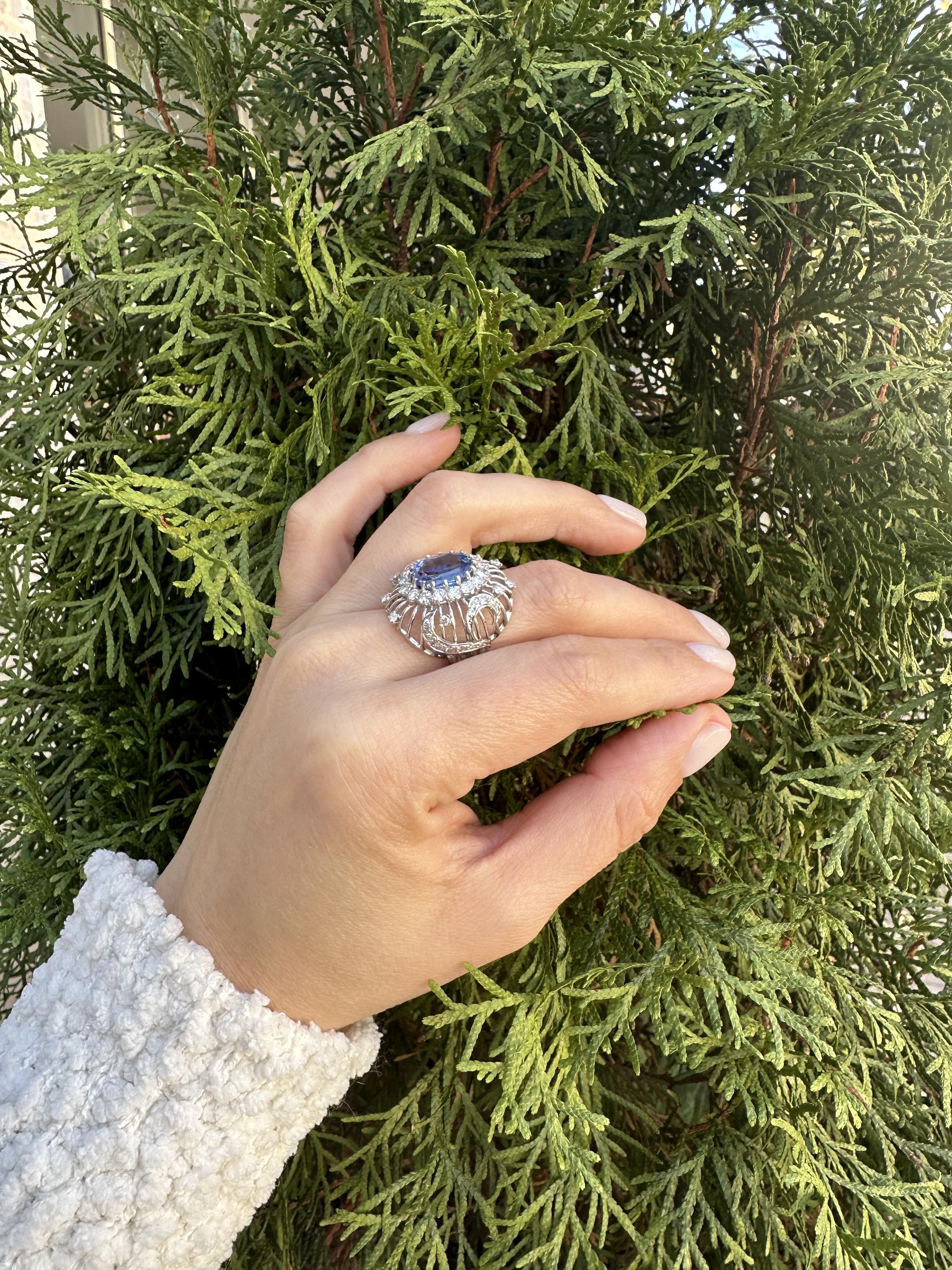 Women's Vintage White Gold GIA 5.50ct No Heat Sapphire Diamond Open Wire Work Bombe Ring For Sale
