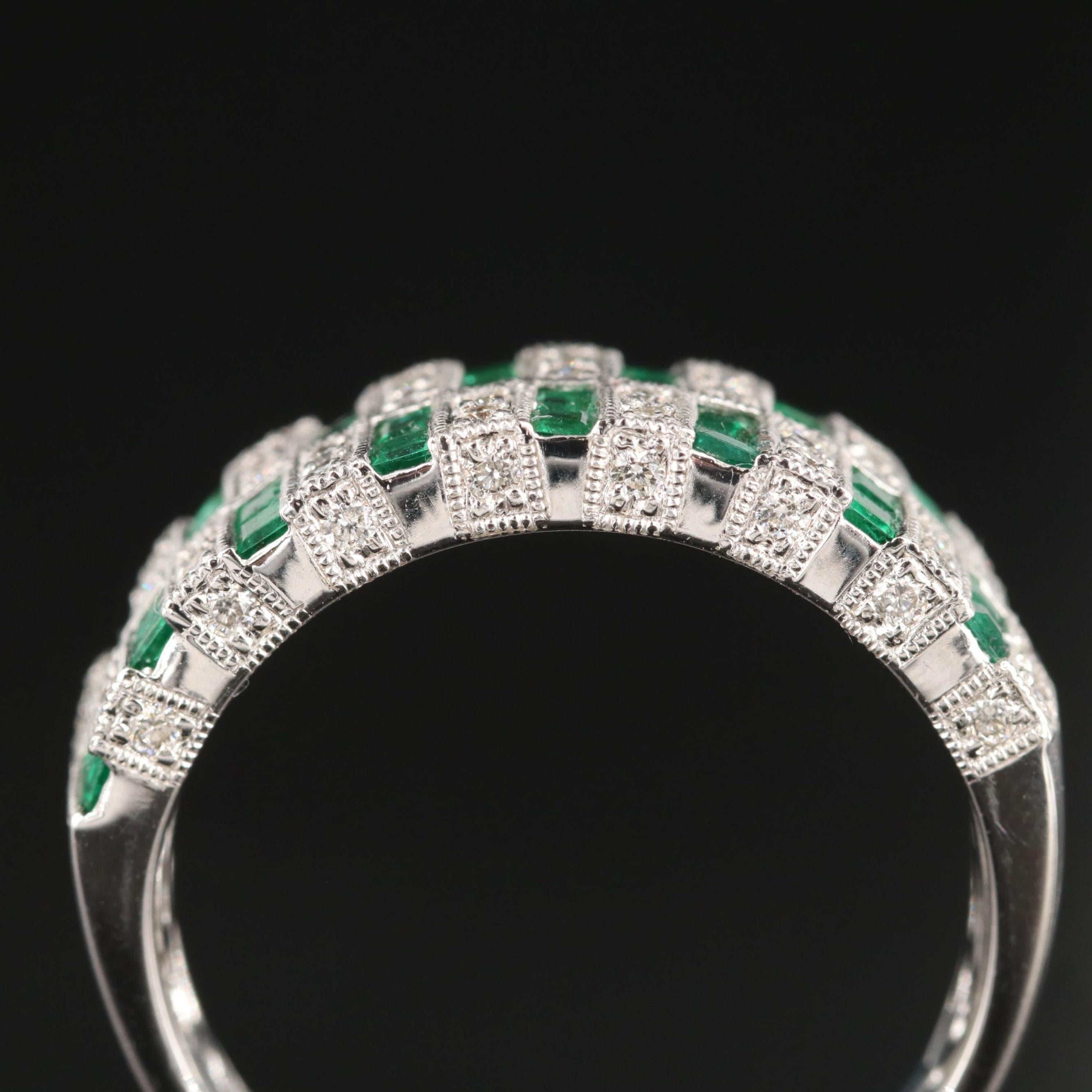 For Sale:  Vintage White Gold Natural Emerald and Diamond Wedding Band Ring, Cluster Ring 3
