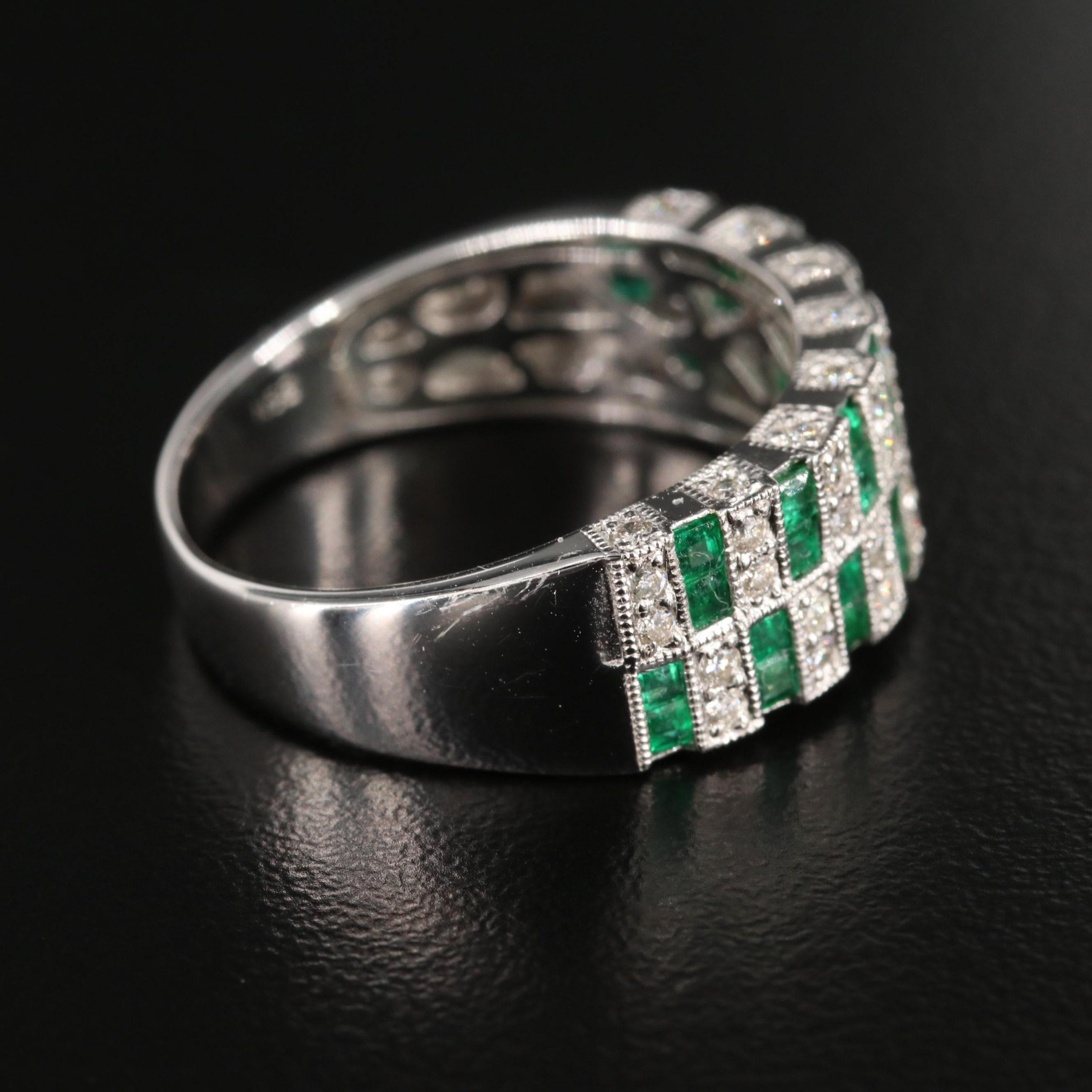 For Sale:  Vintage White Gold Natural Emerald and Diamond Wedding Band Ring, Cluster Ring 5