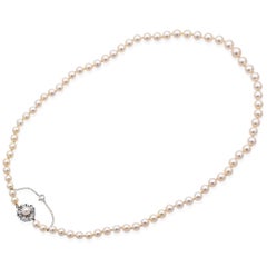 Vintage White Gold Pearl and Diamond Floral Clasp Beaded Strand Necklace