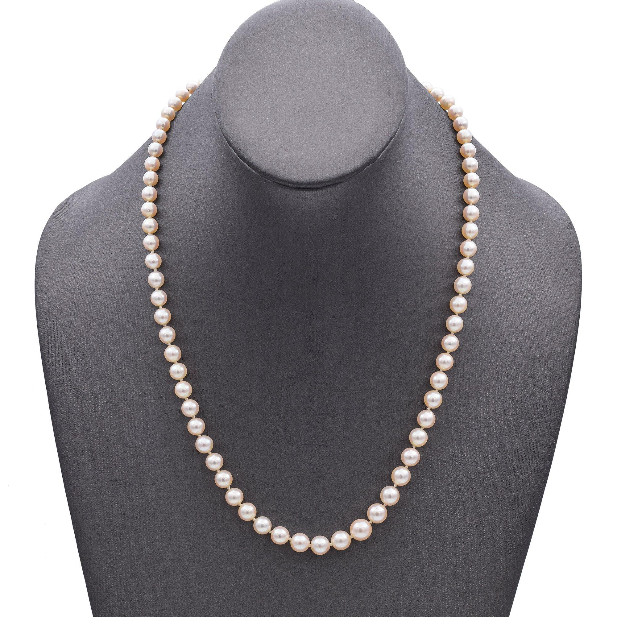Women's Vintage White Gold Pearl and Diamond Floral Clasp Beaded Strand Necklace For Sale