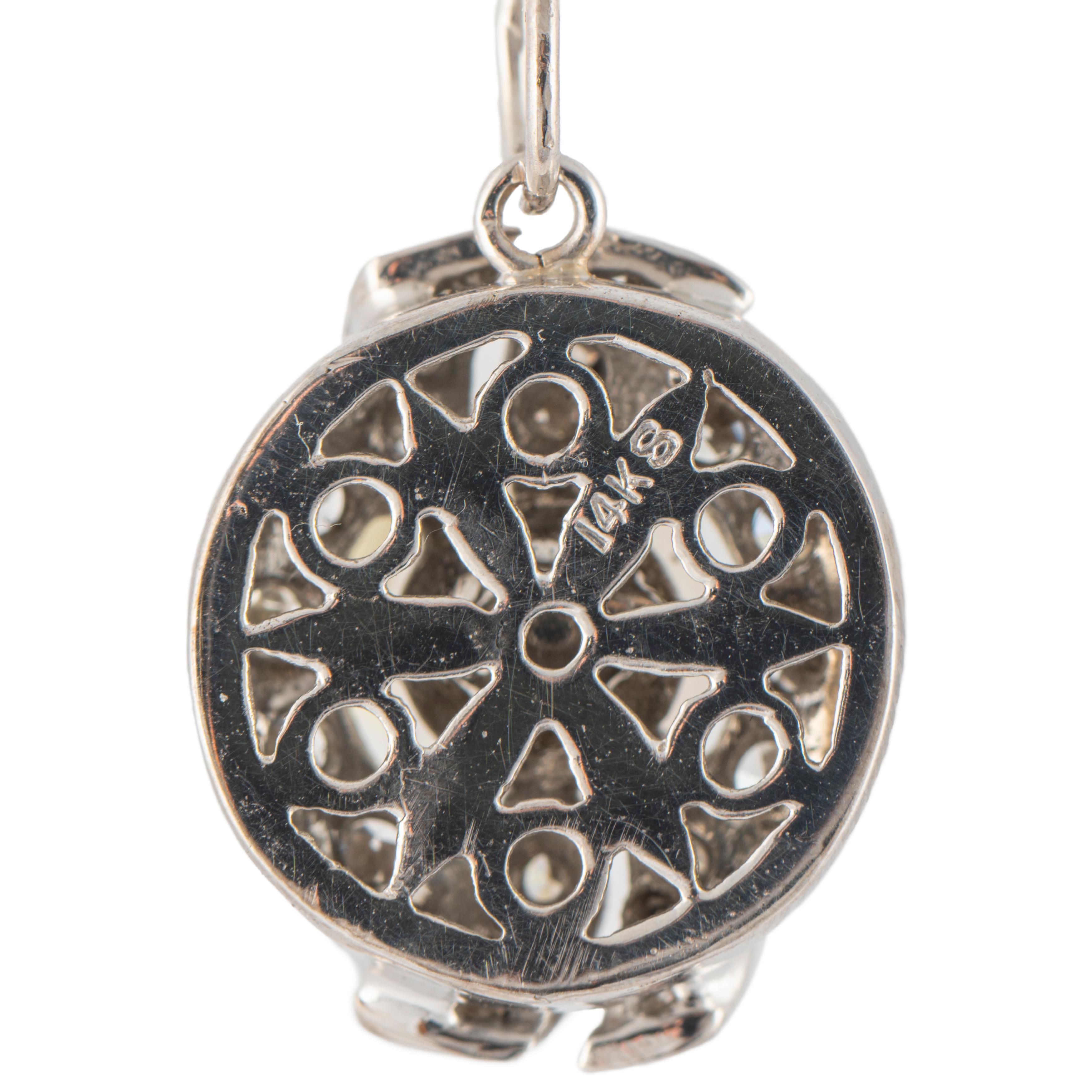 Vintage White Gold Pearl Diamond Pendant, Circa 1970 In Good Condition For Sale In St. Catharines, ON