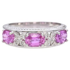 Vintage White Gold Pink 1.89tcw Sapphire and Diamond Band Ring (Bague en or blanc vintage avec saphir et diamant)