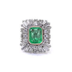 Vintage White Gold Ring with 4ct Colombian Emerald and Diamonds, Circa 1960s–70s