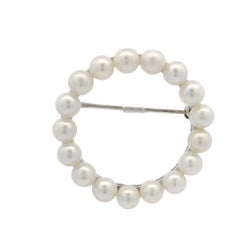 Vintage White Gold Round Pearl Circle Wreath Pin Brooch