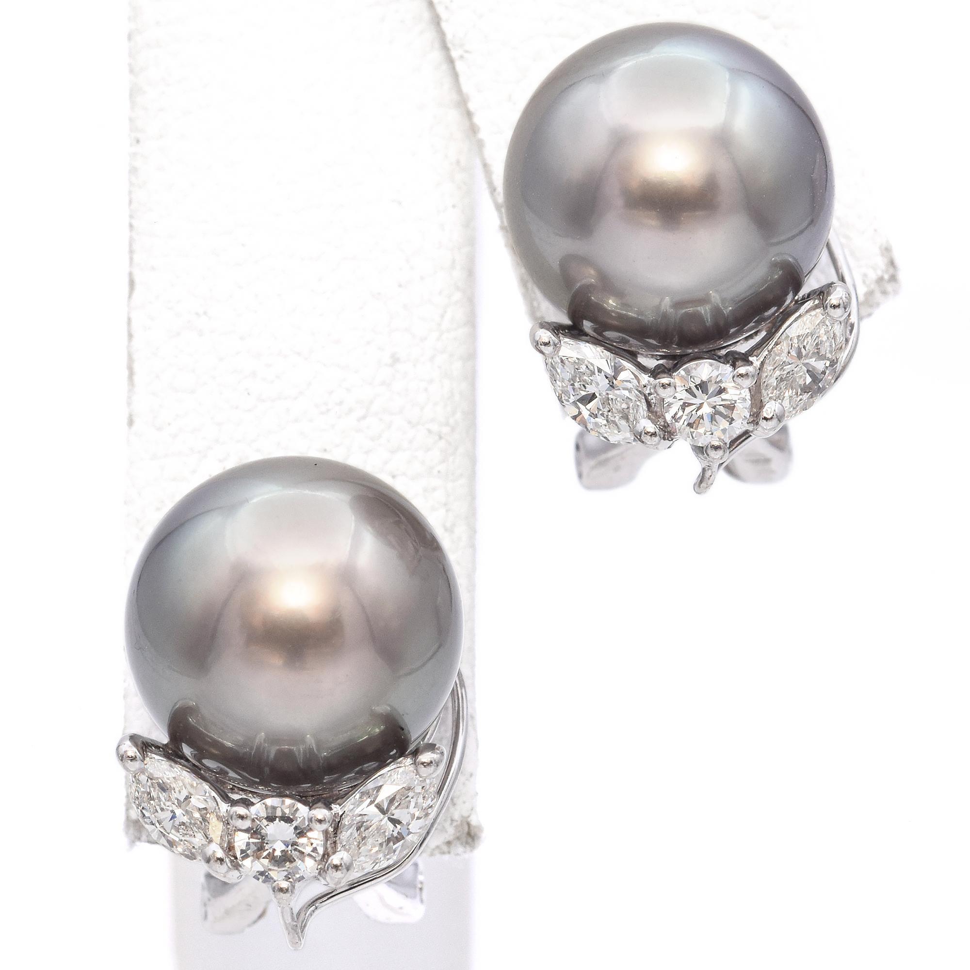 Contemporary Vintage White Gold Tahitian Pearl and 0.64 TCW HI-SI Diamond Stud Earrings