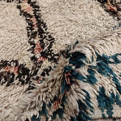 Vintage White Ground Beni Mguild Moroccan Berber Rug