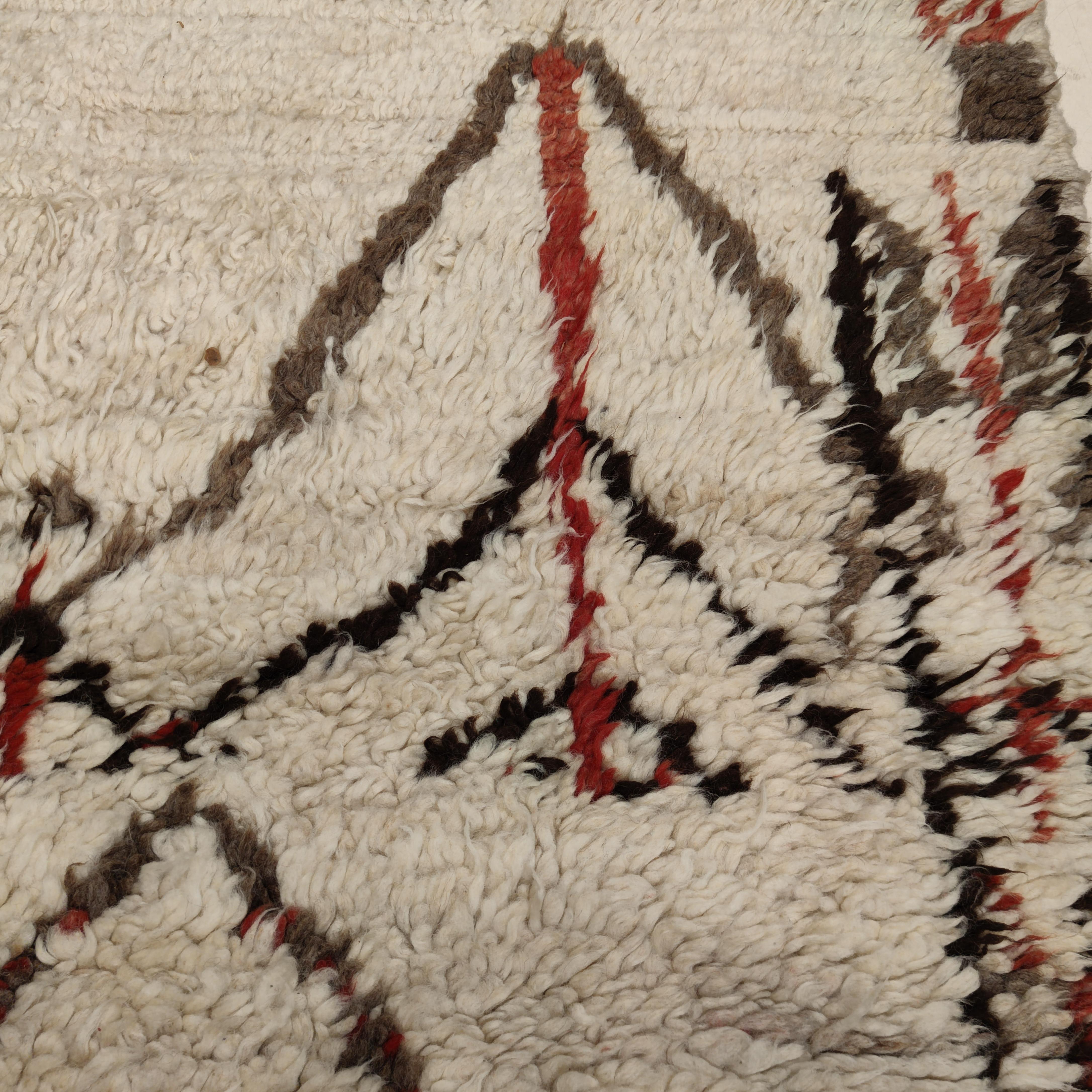 20th Century Vintage White Ground Eastern Moroccan Berber Rug For Sale
